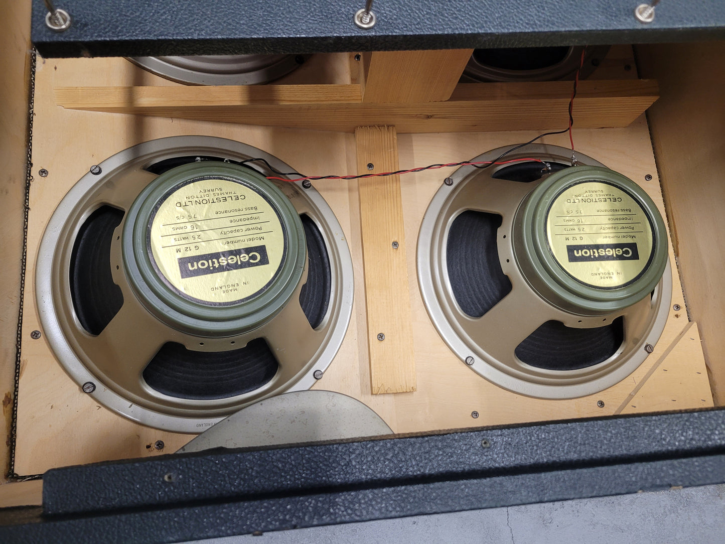 Marshall 1934A 4x12 Cab  1969