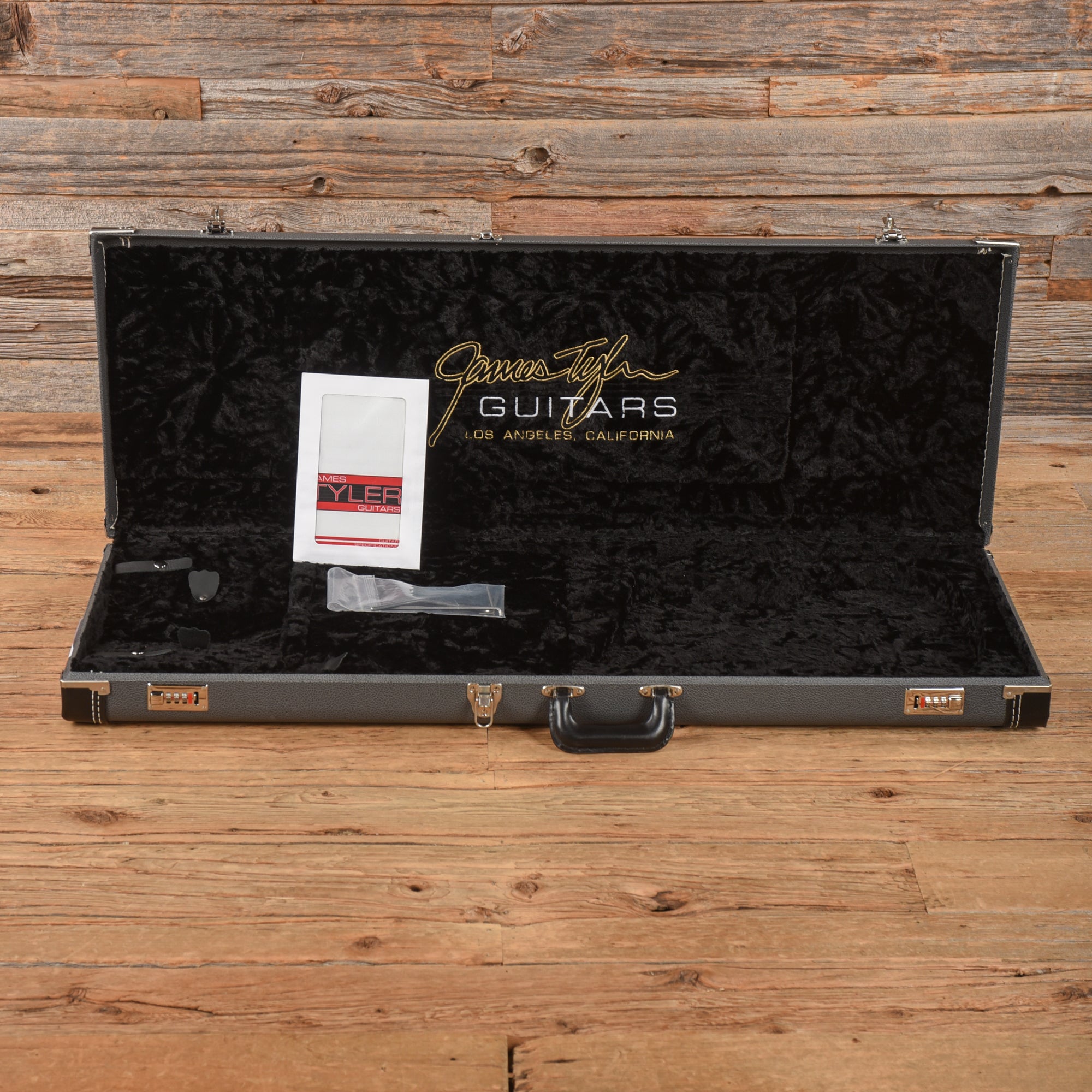 James Tyler Black Classic Black 2017