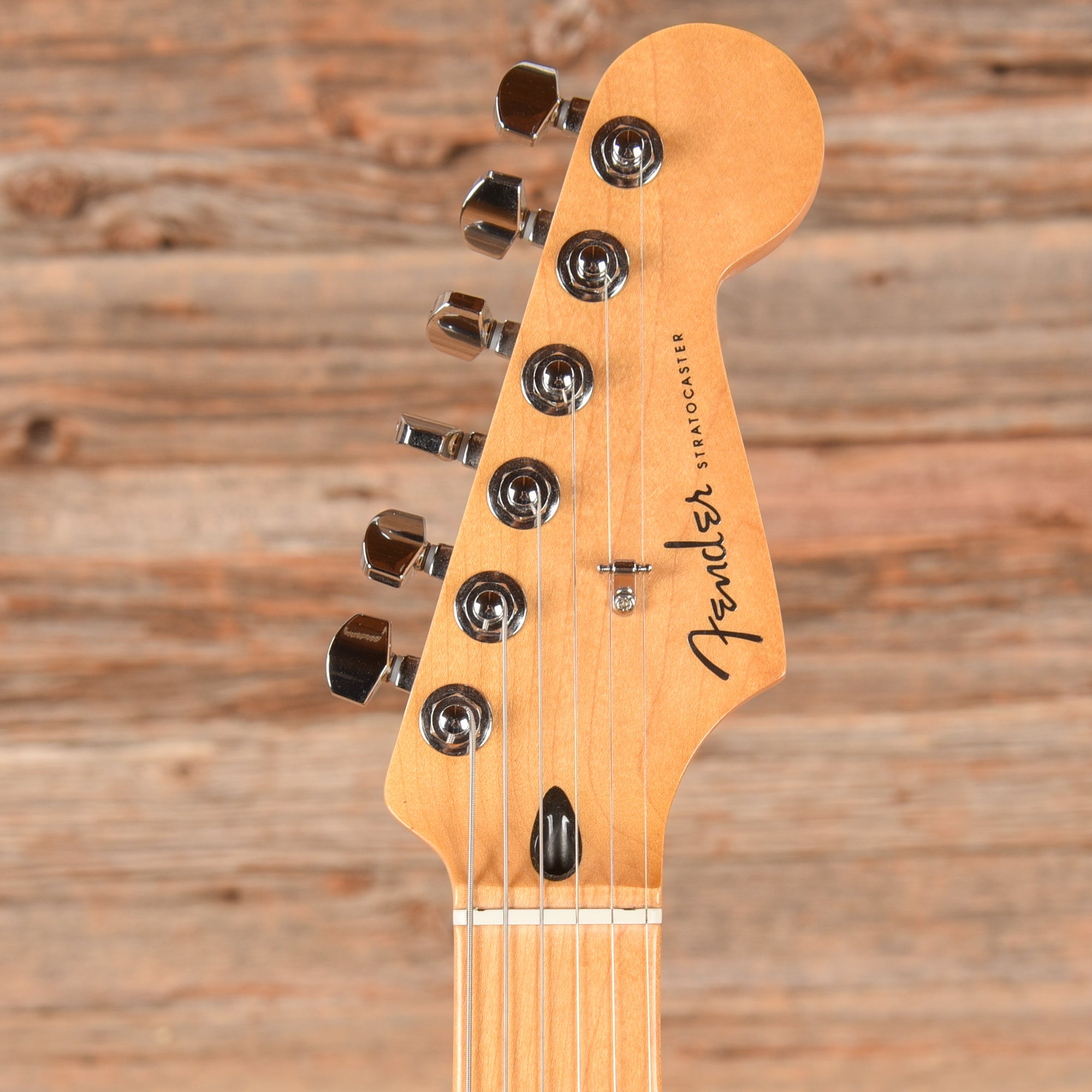 Fender Player Plus Stratocaster HSS Sunburst 2022