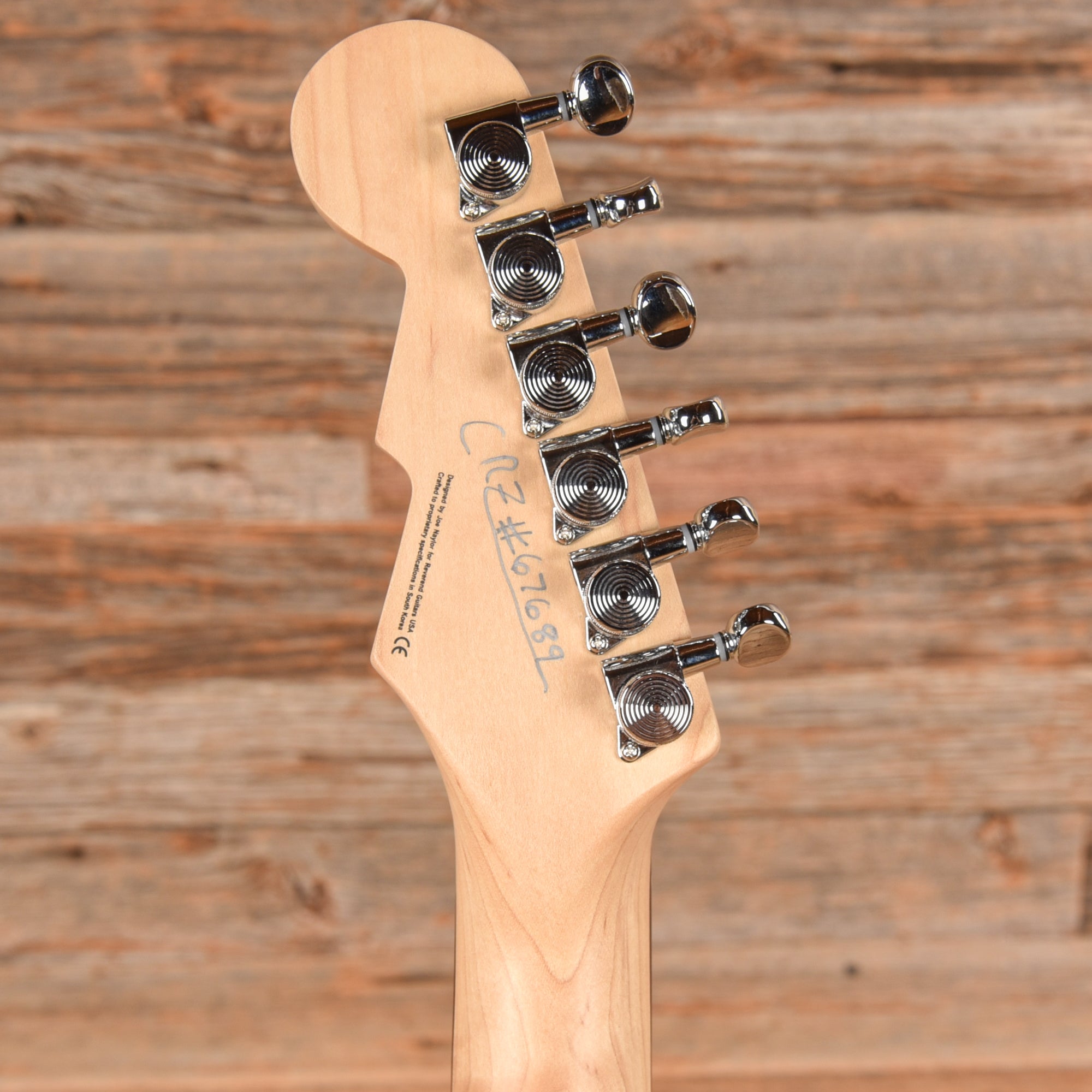 Reverend Descent RA Army Green