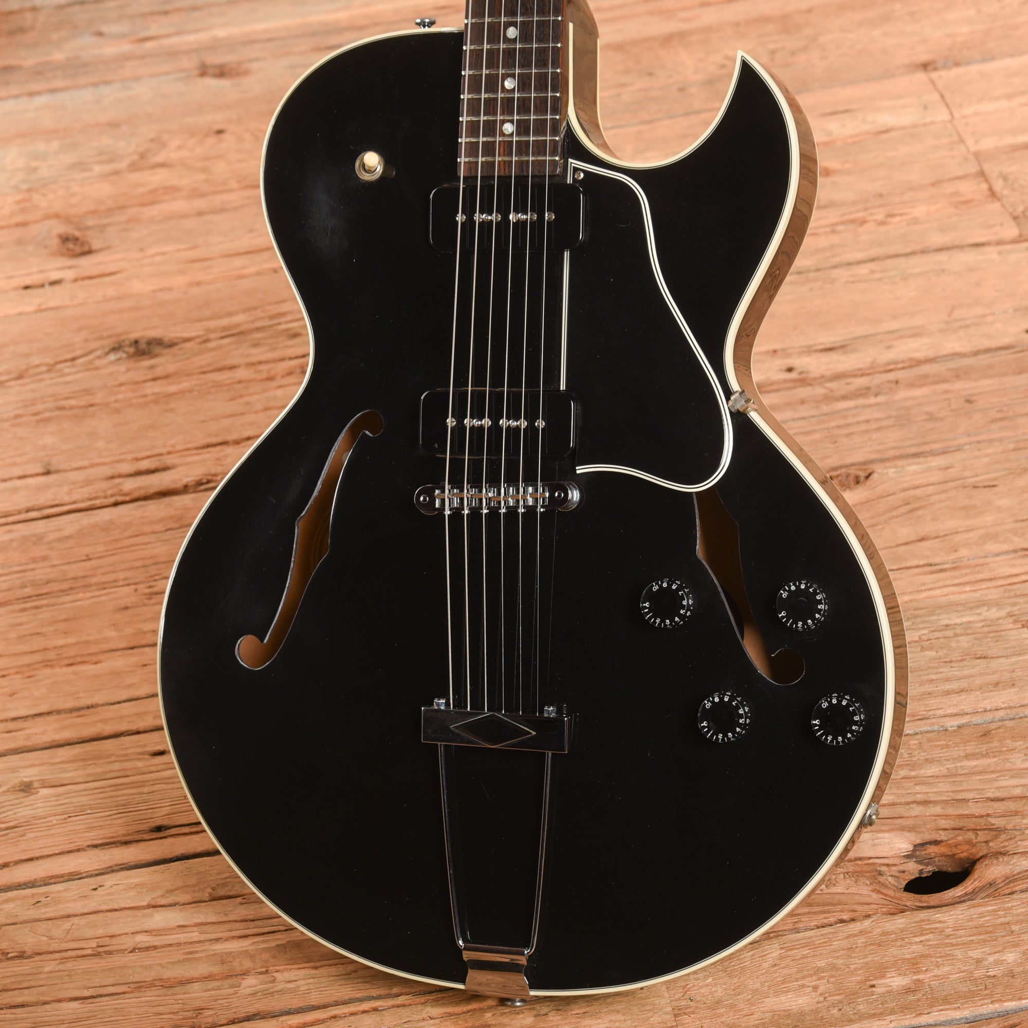 Gibson ES-135 Ebony 2002