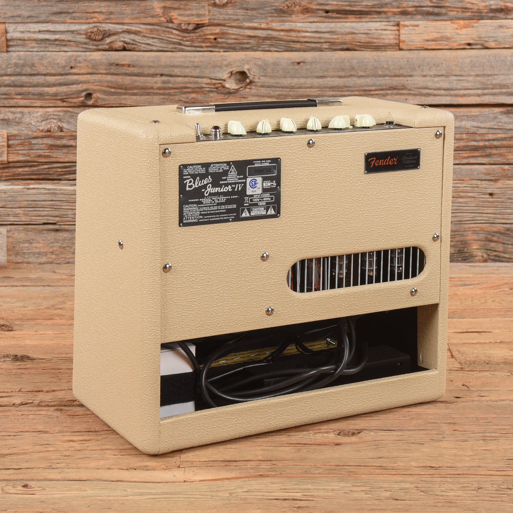 Fender Blues Junior IV 15-Watt 1x12