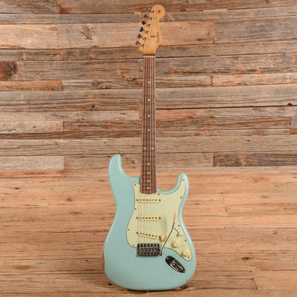 Fender Vintera Road Worn '60s Stratocaster Daphne Blue w/Pure Vintage '59 Pickups