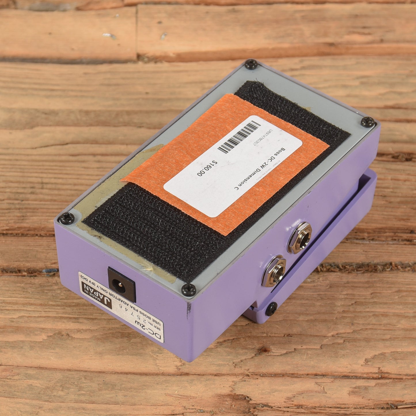 Boss DC-2W Dimension C