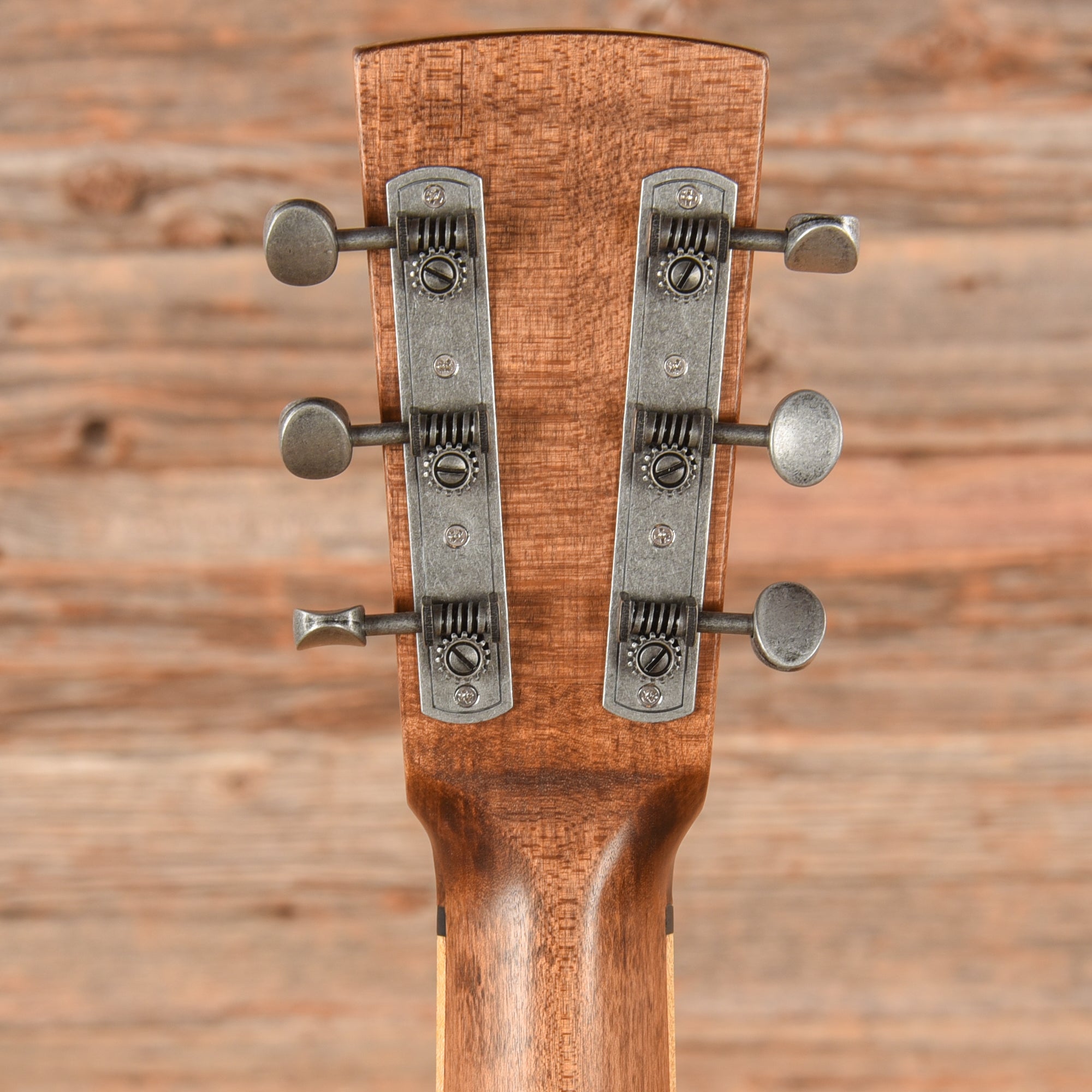 Mule Mavis Cutaway   LEFTY