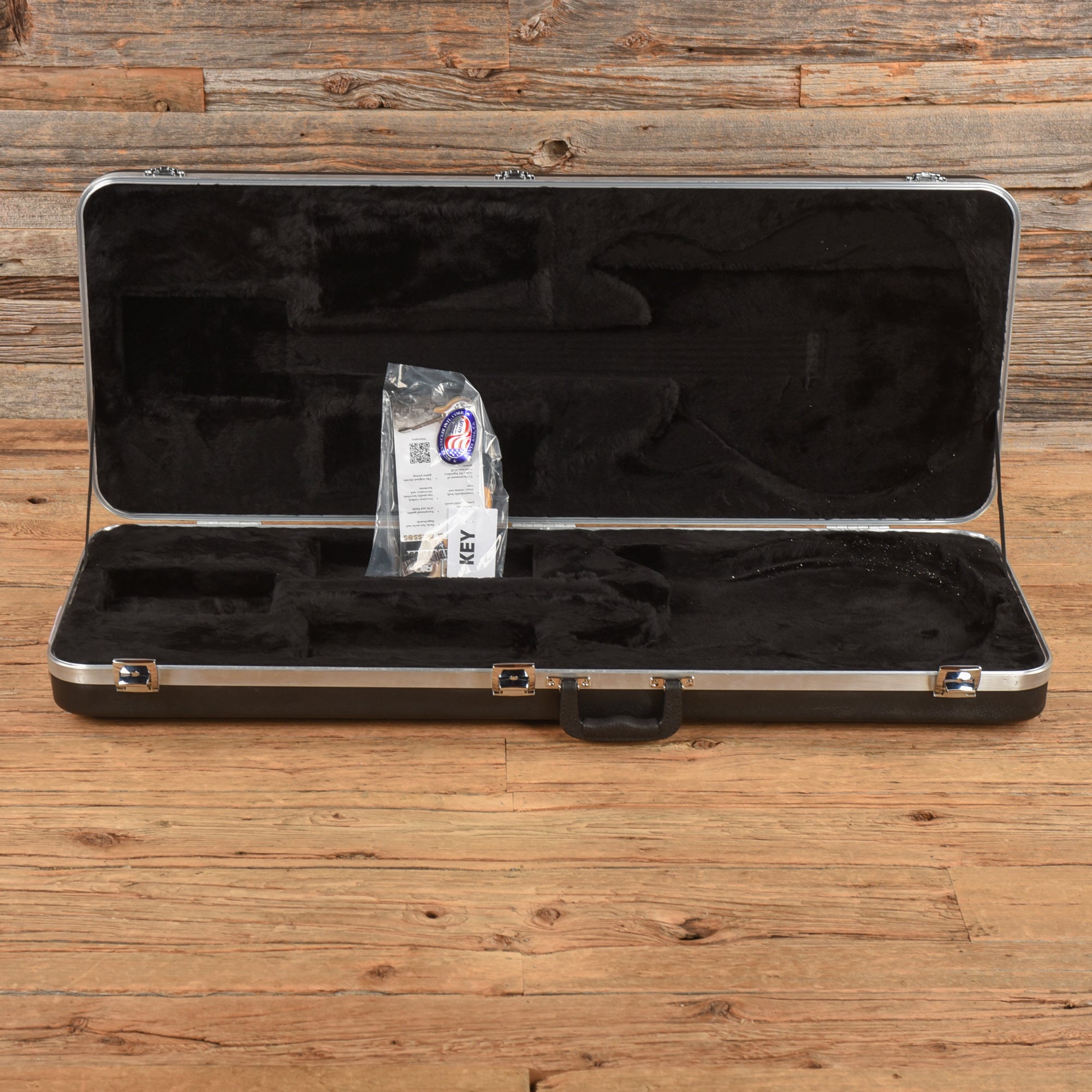 Rickenbacker 360 Jetglo 2024