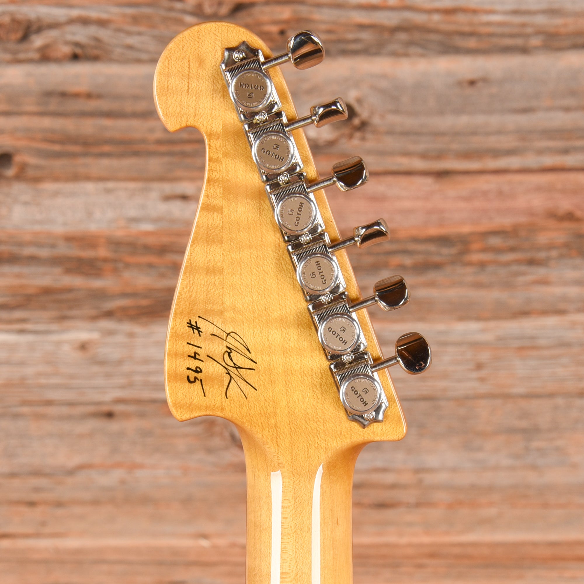 Knaggs Severn Trem SSS T-1 Coral 2024