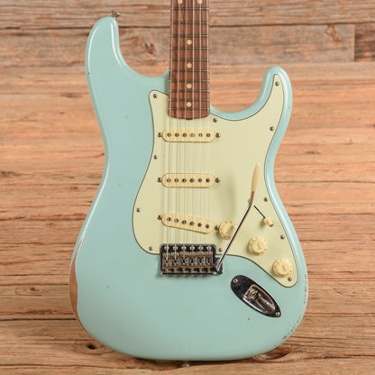 Fender Vintera Road Worn '60s Stratocaster Daphne Blue w/Pure Vintage '59 Pickups