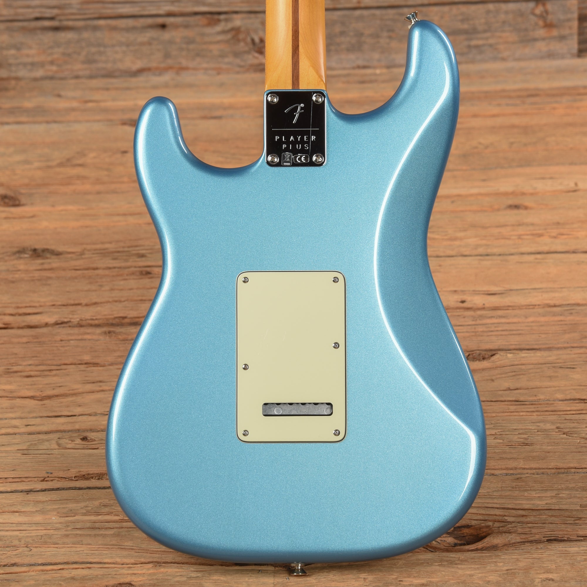 Fender Player Plus Stratocaster Opal Spark 2021