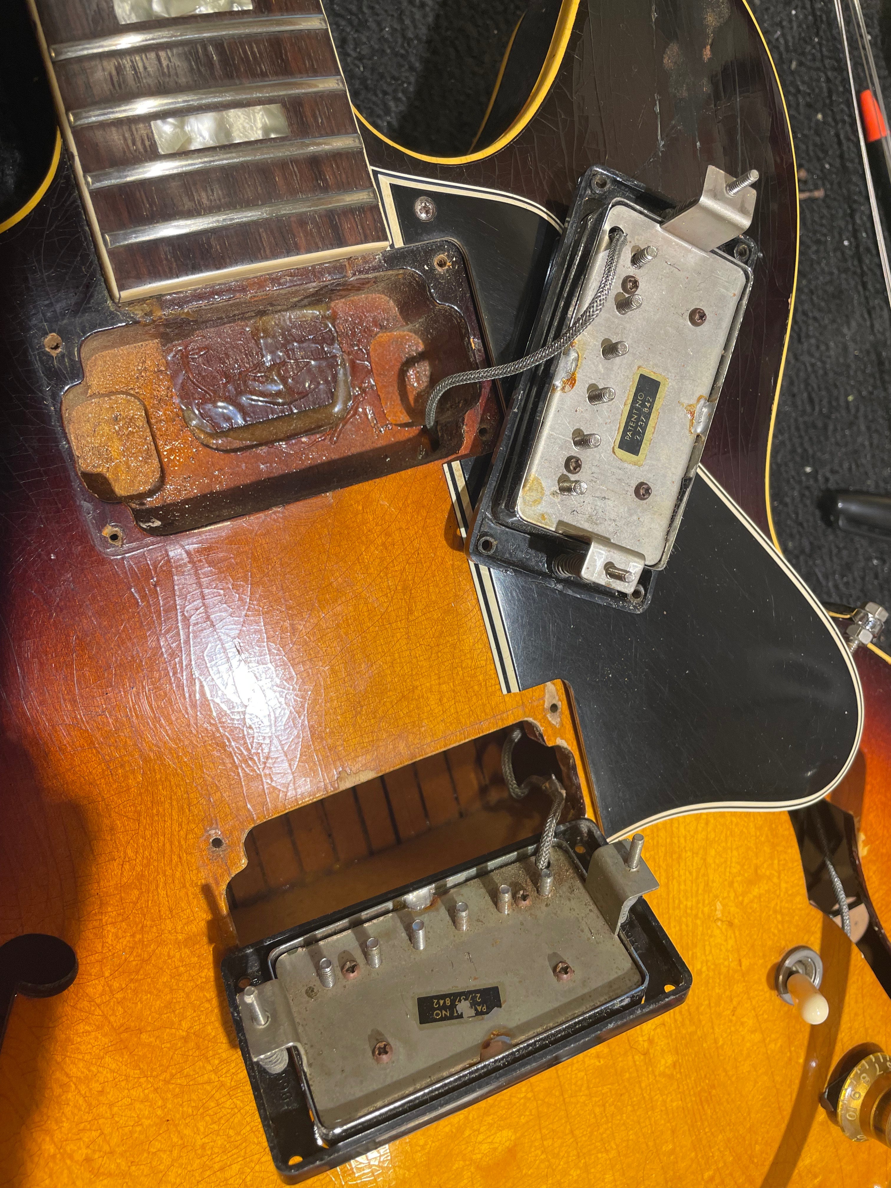 Gibson ES-335 w/Bigsby Sunburst 1969 - Dave Amato of REO Speedwagon
