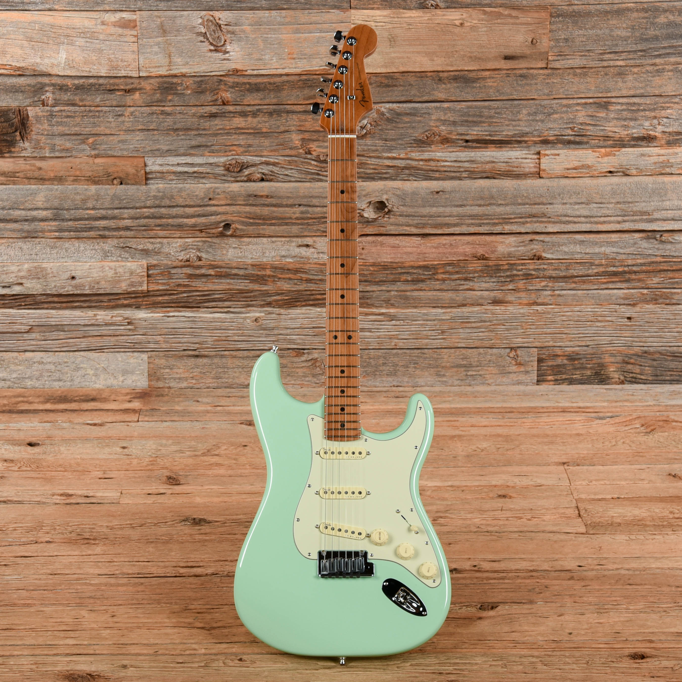 Fender Limited Edition American Ultra Stratocaster Seafoam Green 2024