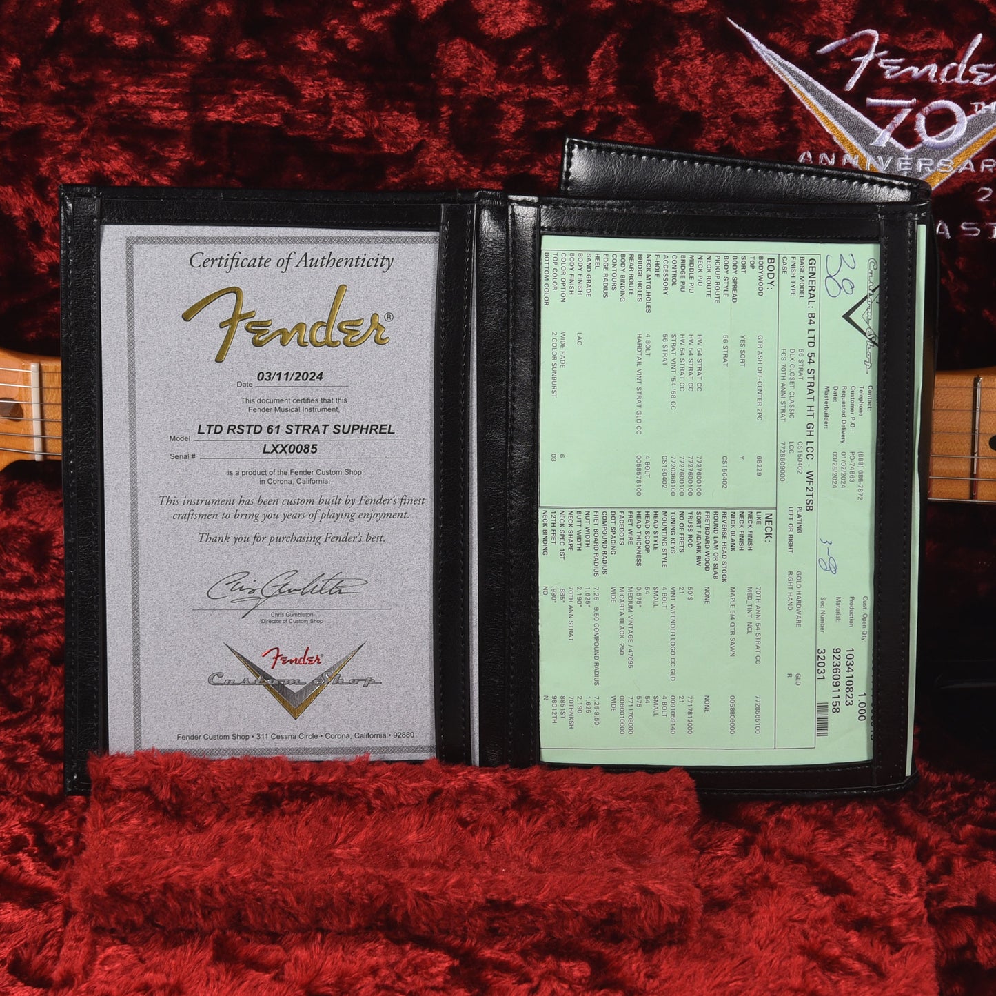 Fender Custom Shop Limited Edition '54 Hardtail Stratocaster Deluxe Closet Classic with Gold Hardware Wide-Fade 2-Color Sunburst