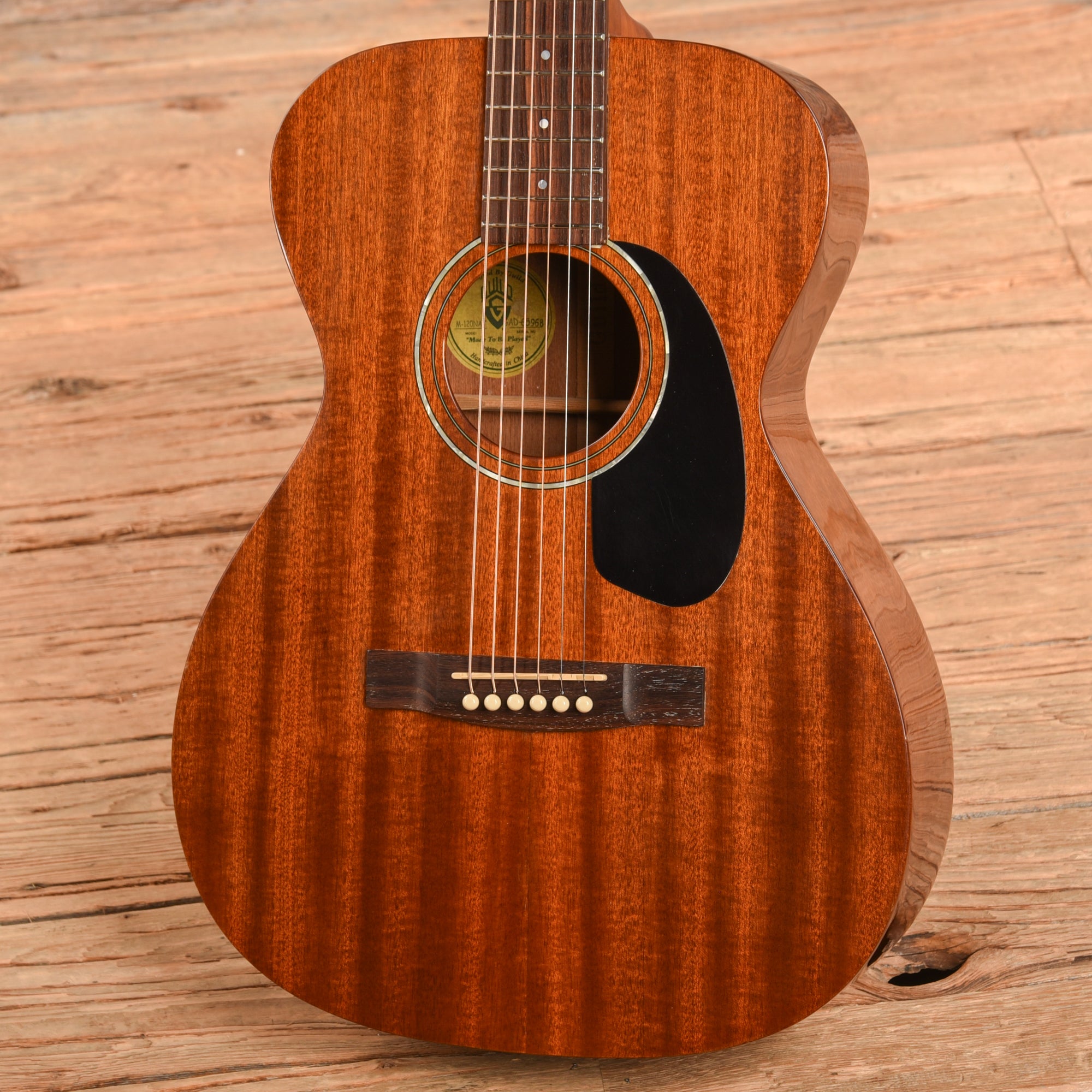 Guild M120-NAT Natural