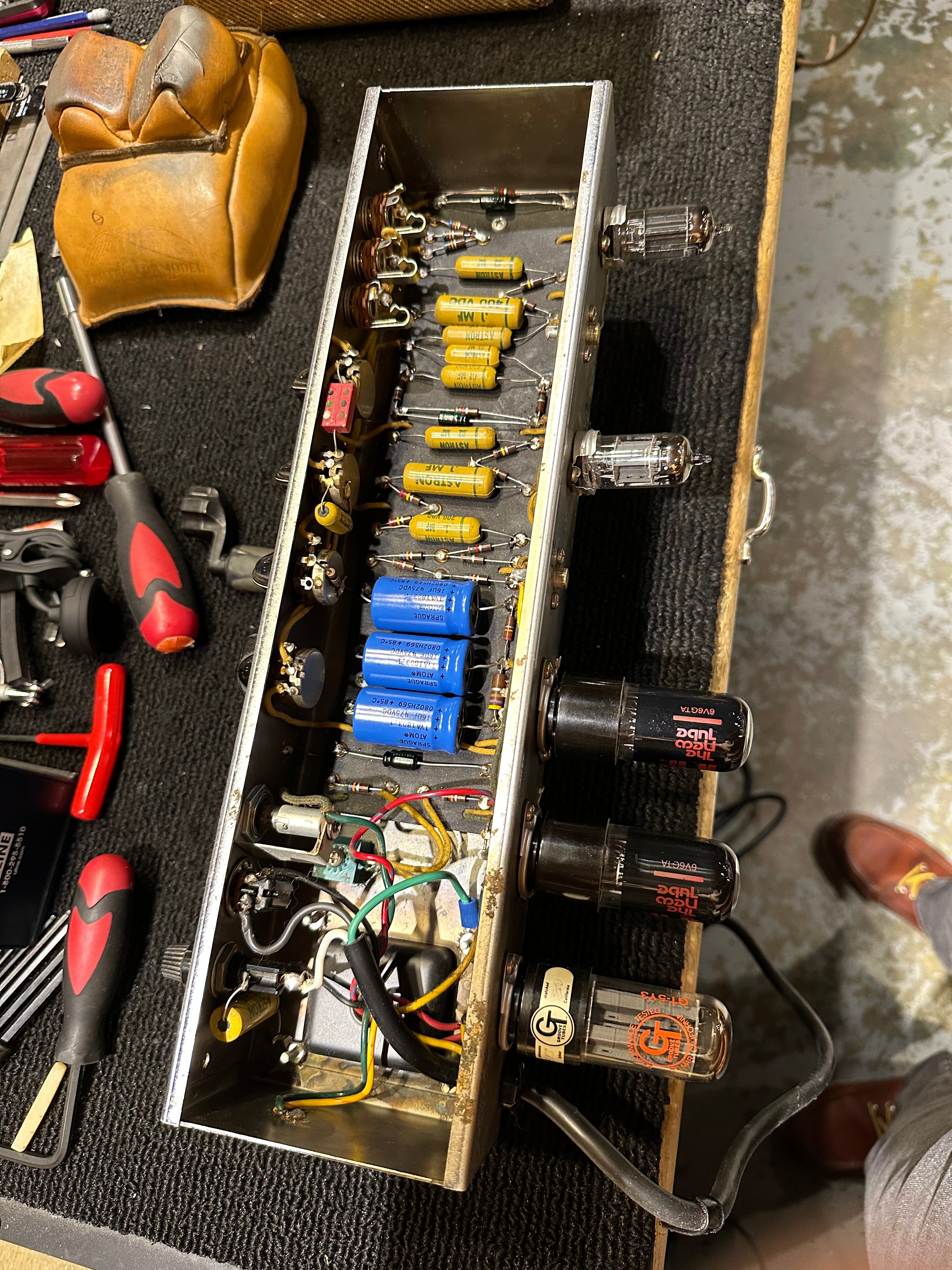 Fender Vibrolux 15-Watt 1x12