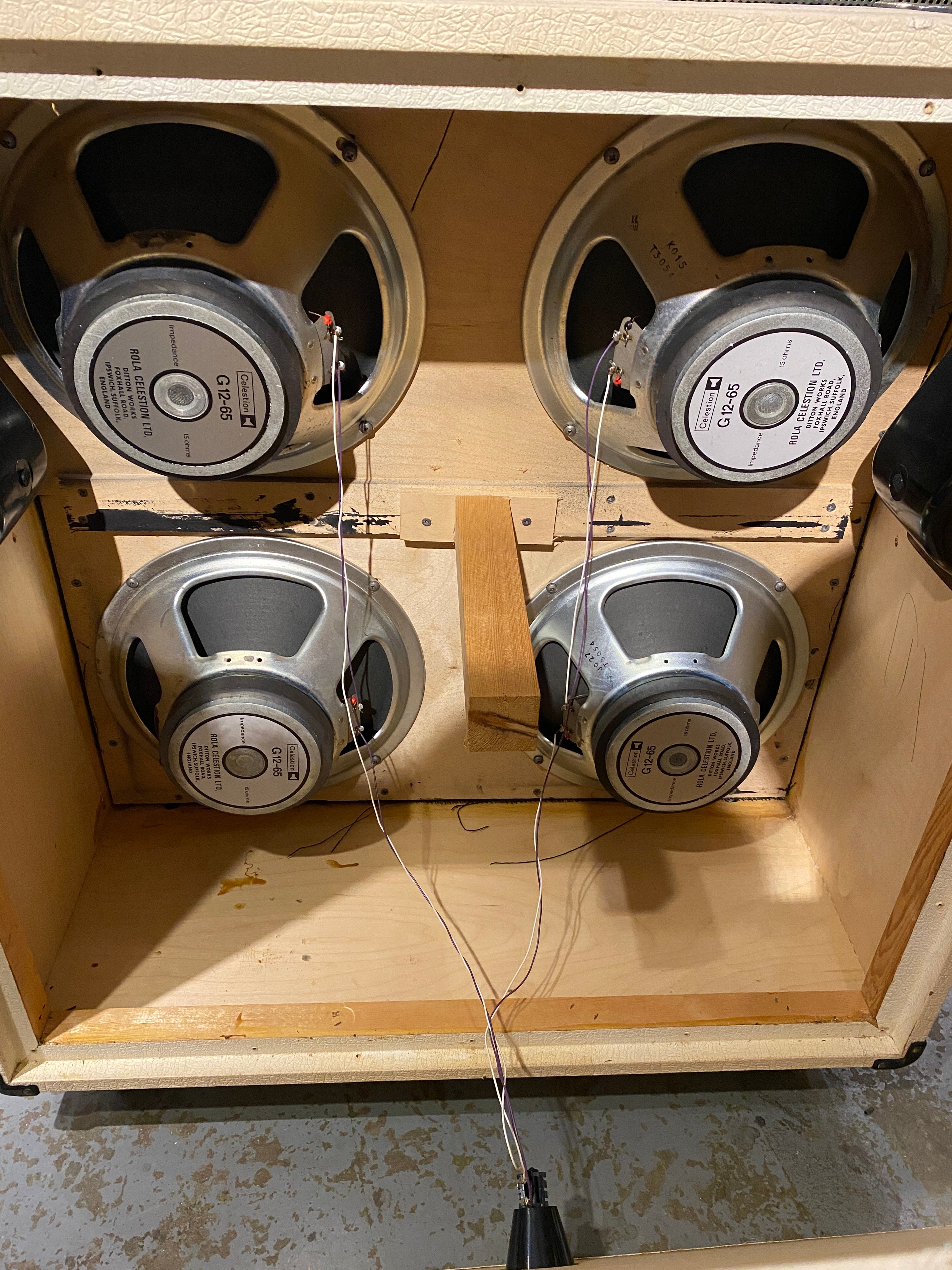 Marshall 1982 Aniversary Series White Slant 4x12 Cabinet - Dave Amato of REO Speedwagon