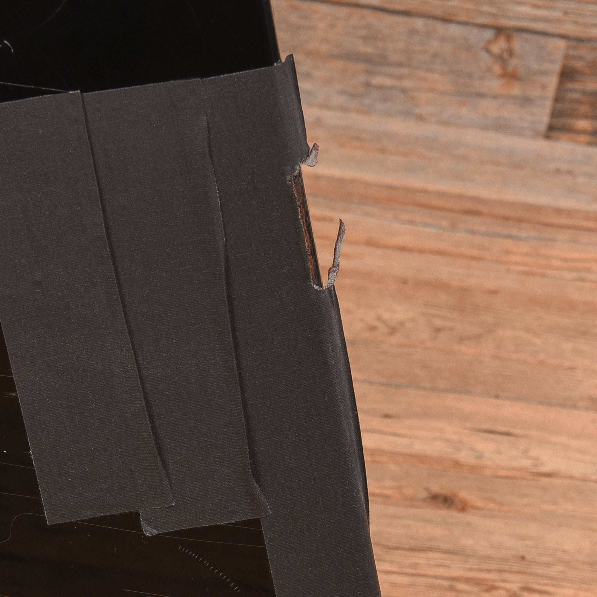 Gibson Custom Kirk Hammett Signature Flying V Aged and Signed Ebony 2012