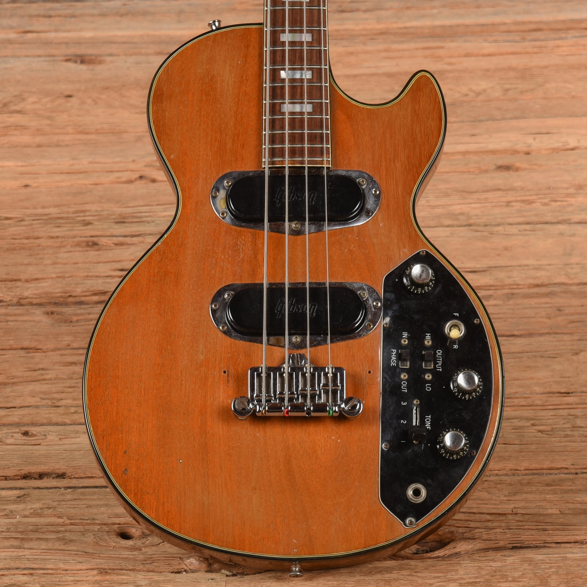 Gibson Les Paul Triumph Bass Walnut 1975