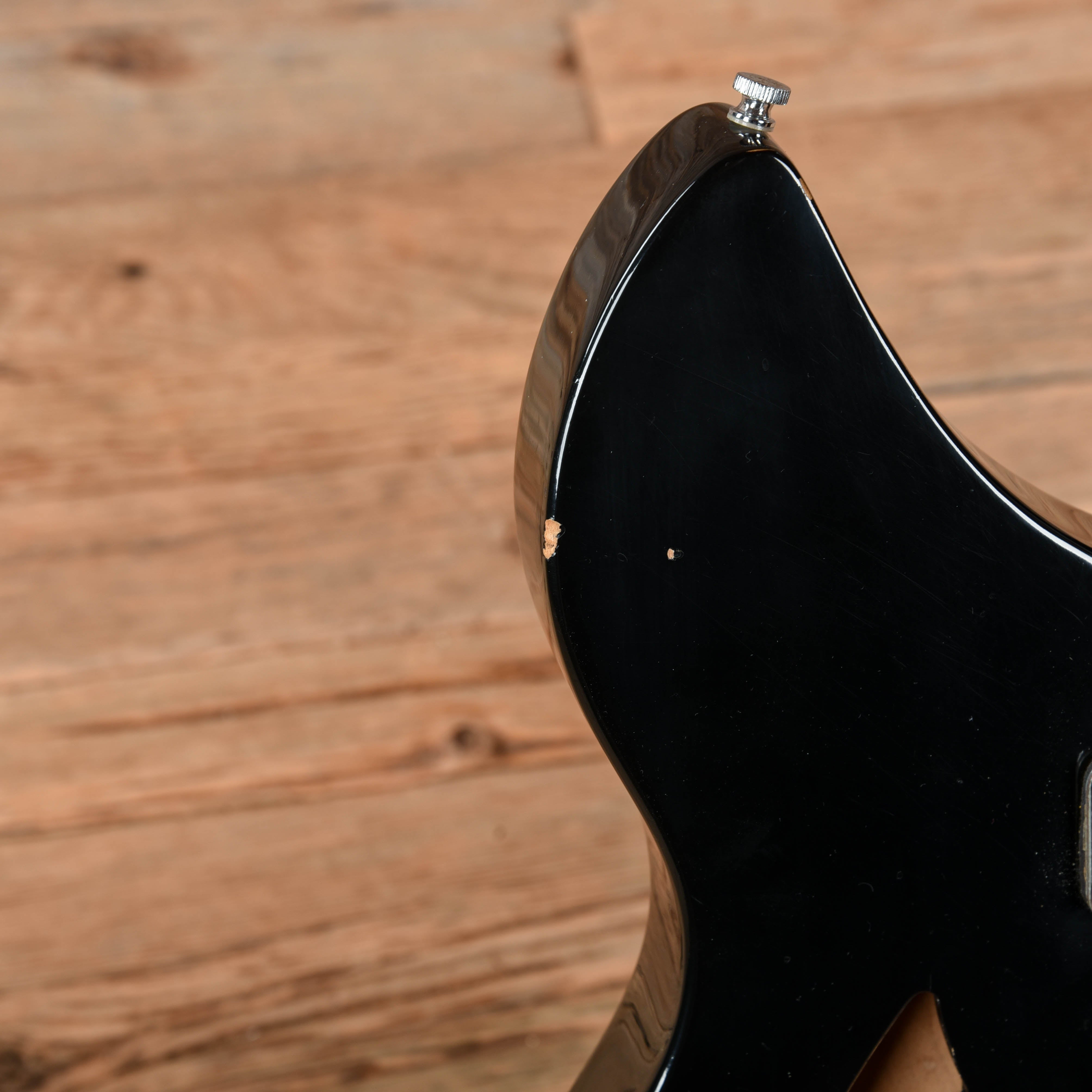 Rickenbacker 330 Jetglo 1985