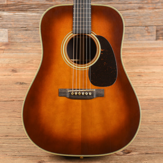 Martin Custom Shop Expert D-28 Authentic 1937 Ambertone 2023