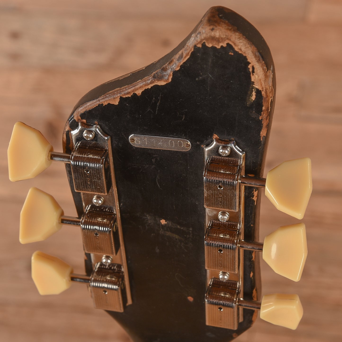 Supro Martinique Val-Trol Ermine White 1960s