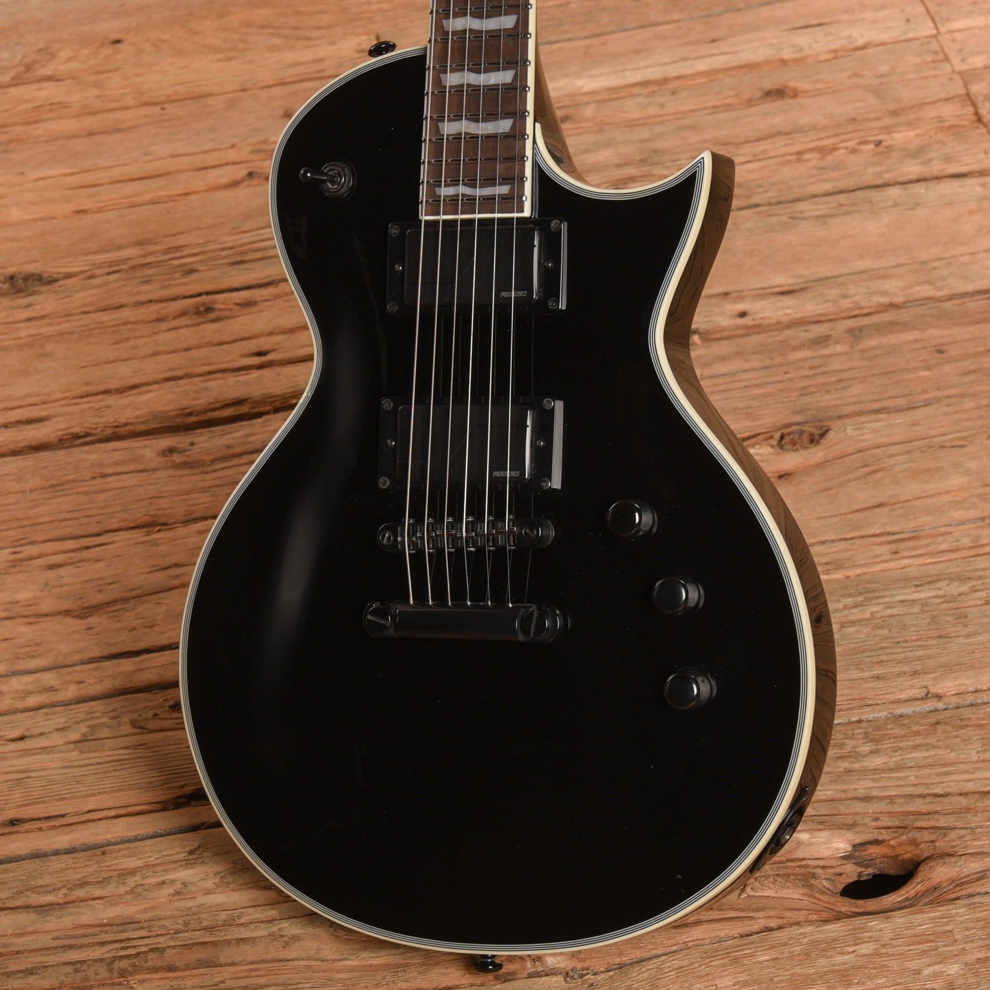 ESP LTD EC-1000 Deluxe Black 2021