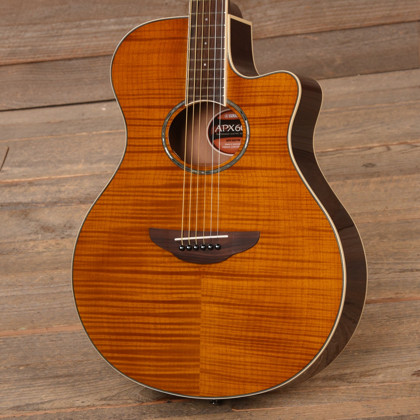 Yamaha APX600FM Flame Maple Amber Acoustic-Electric Guitar