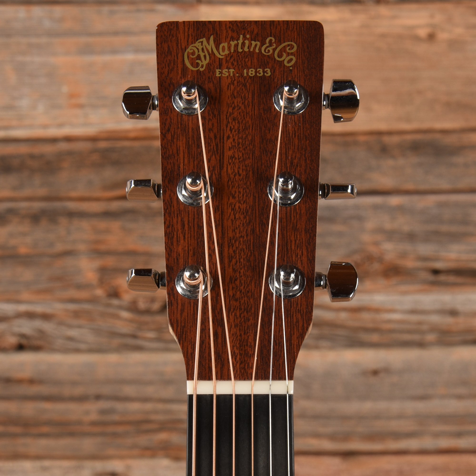 Martin Custom X-Series Grand Performance 14 Fret Cutaway Natural 2009