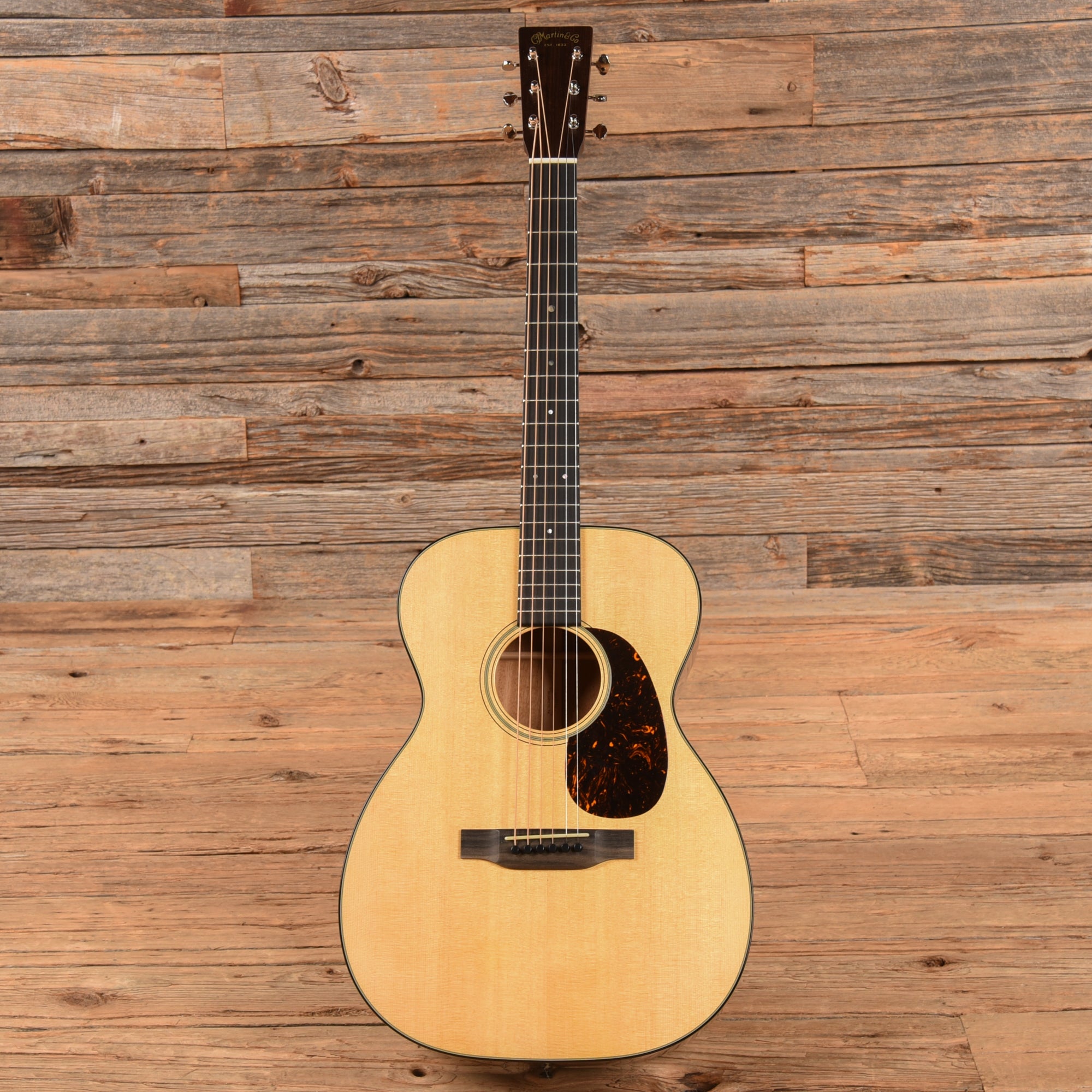 Martin 00-18 Sitka Spruce/Mahogany