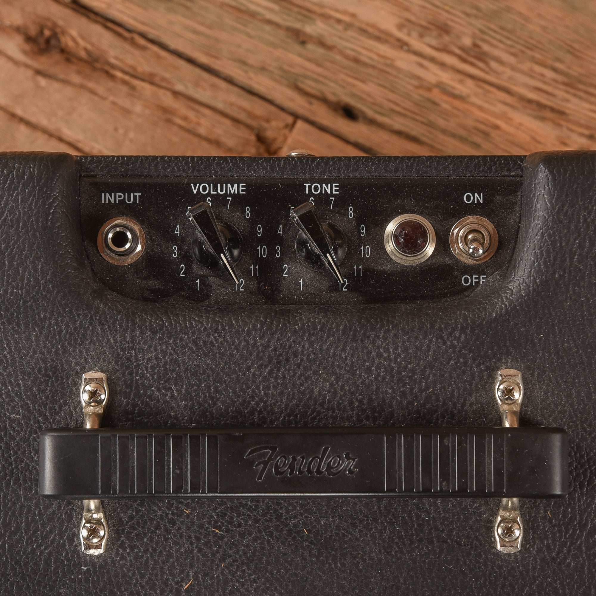 Fender Pro Junior III 15-Watt 1x10