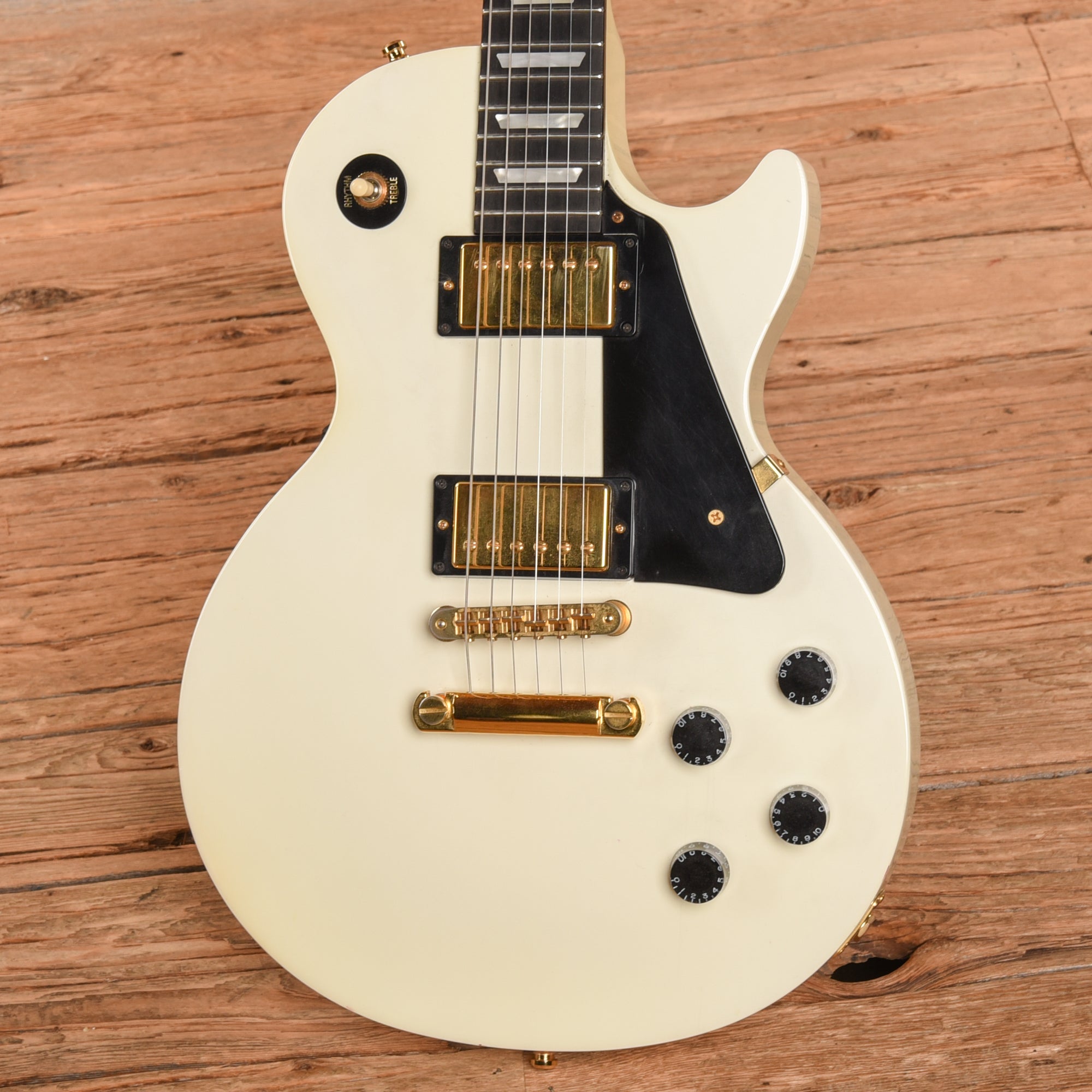 Gibson Les Paul Studio Alpine White 2000