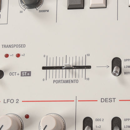 UDO Super Gemini Polyphonic Bi-timbral Analog-Hybrid Synthesizer