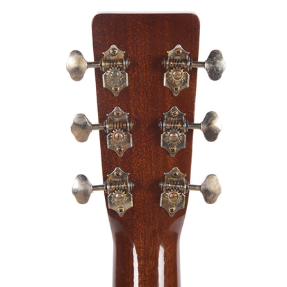 Atkin Essential 000 Baked Sitka/Mahogany Aged Natural