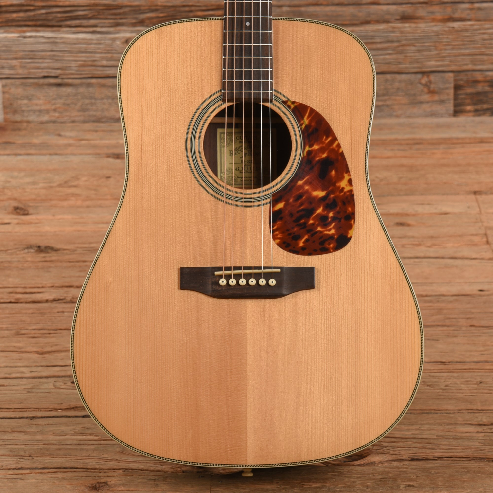 Recording King RD-328 Deluxe Dreadnought Natural