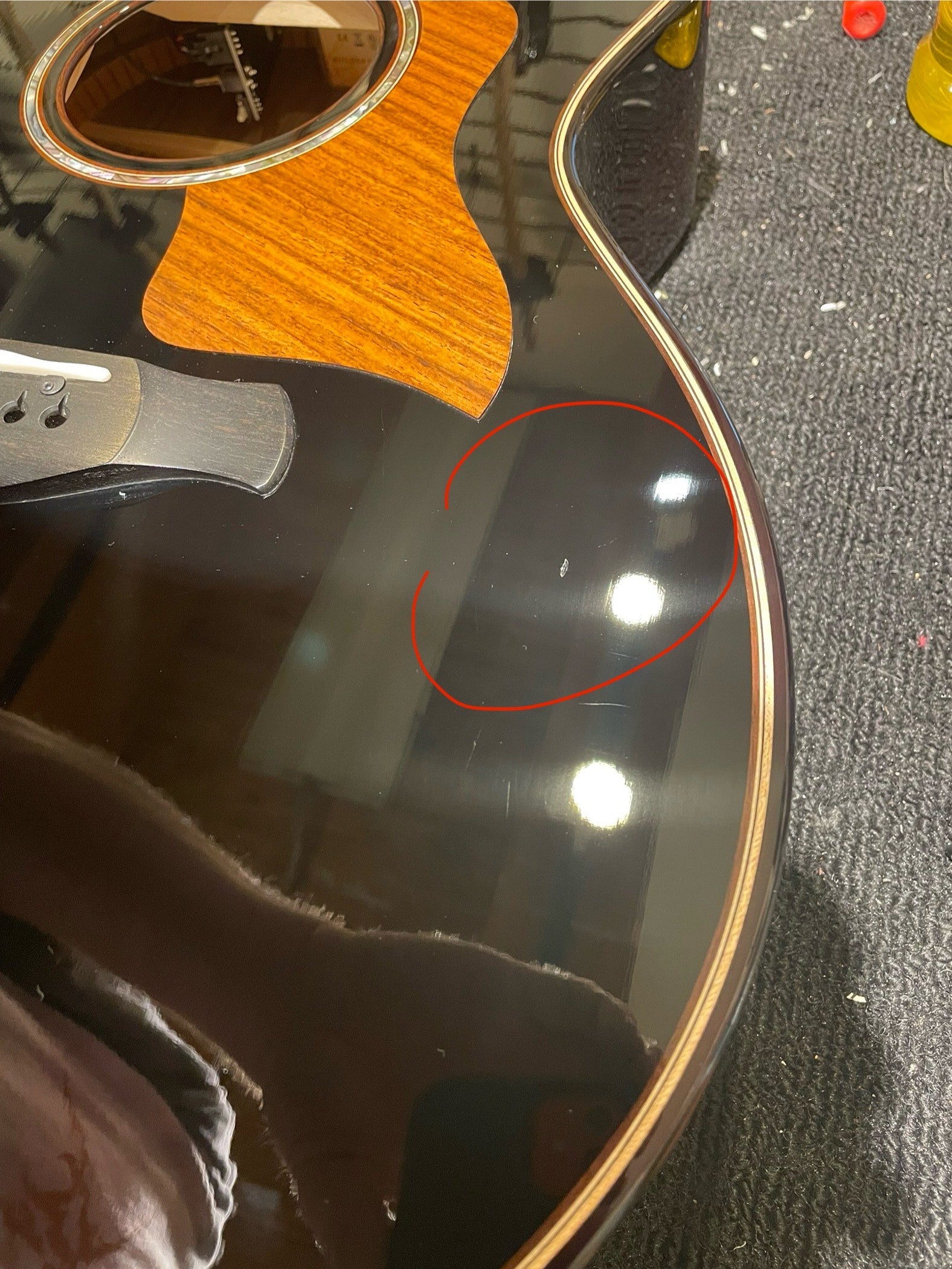 Taylor Builder's Edition 814ce Blacktop Grand Auditorium Adirondack/Rosewood ES2