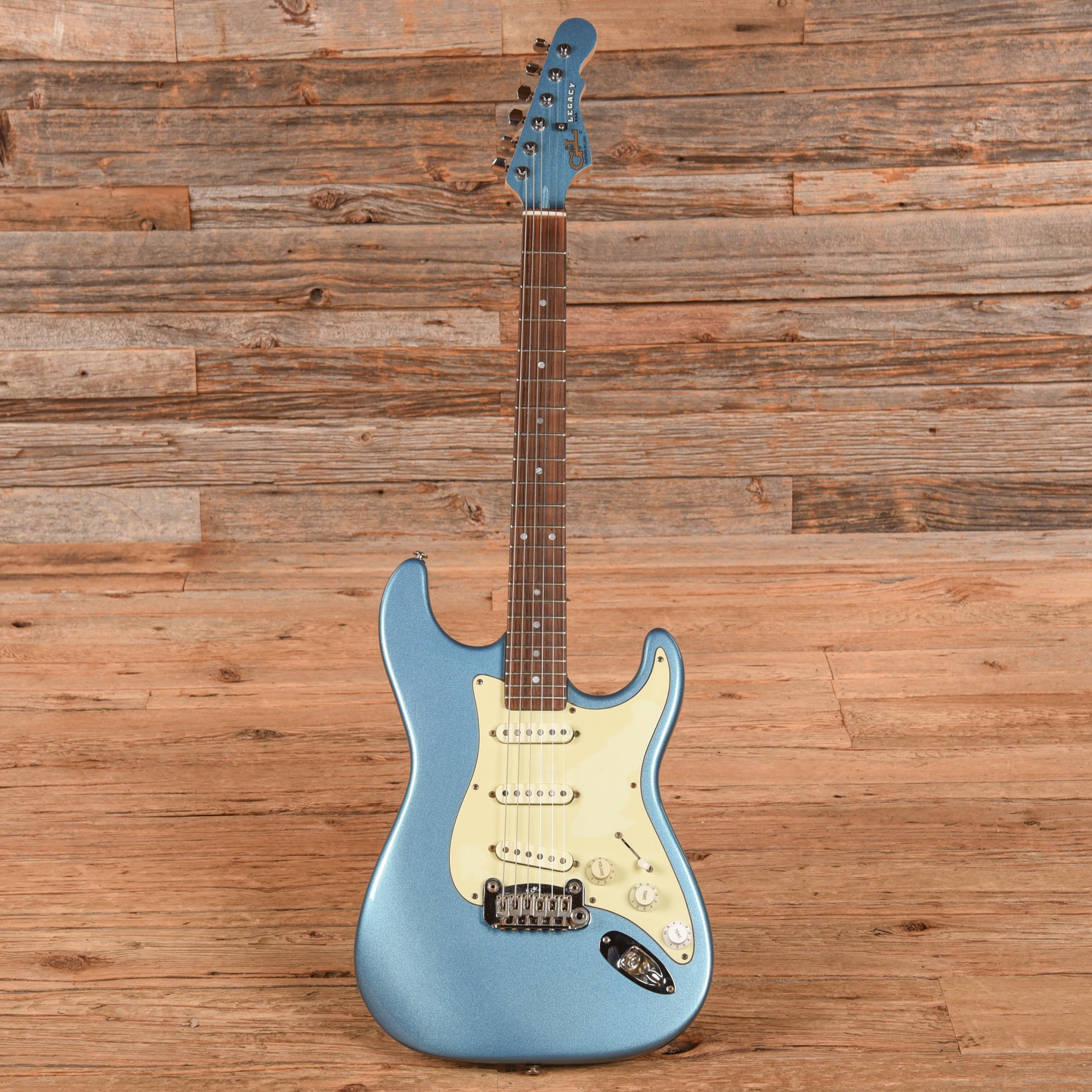 G&L USA Legacy Blue