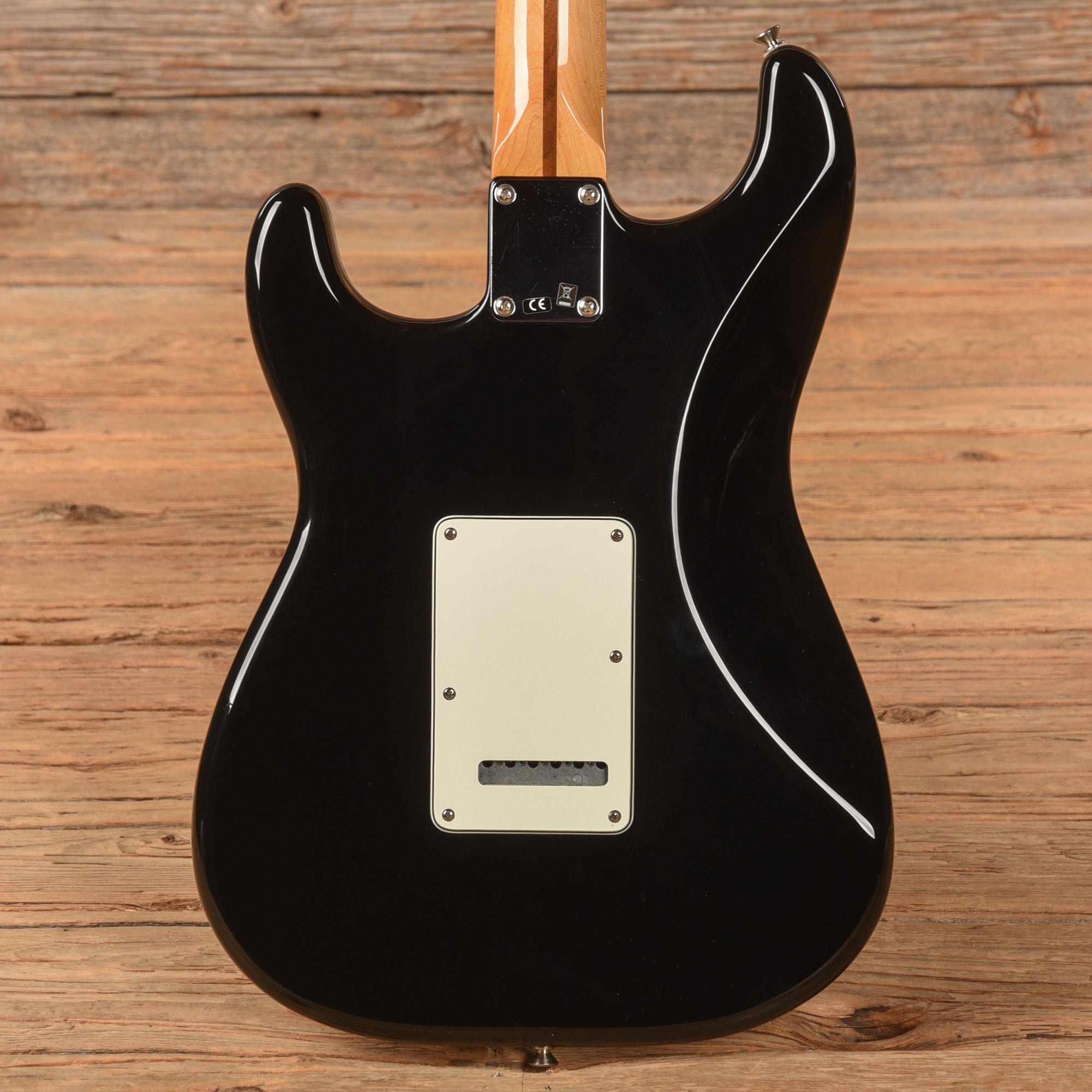 Fender Standard Stratocaster Black 2018