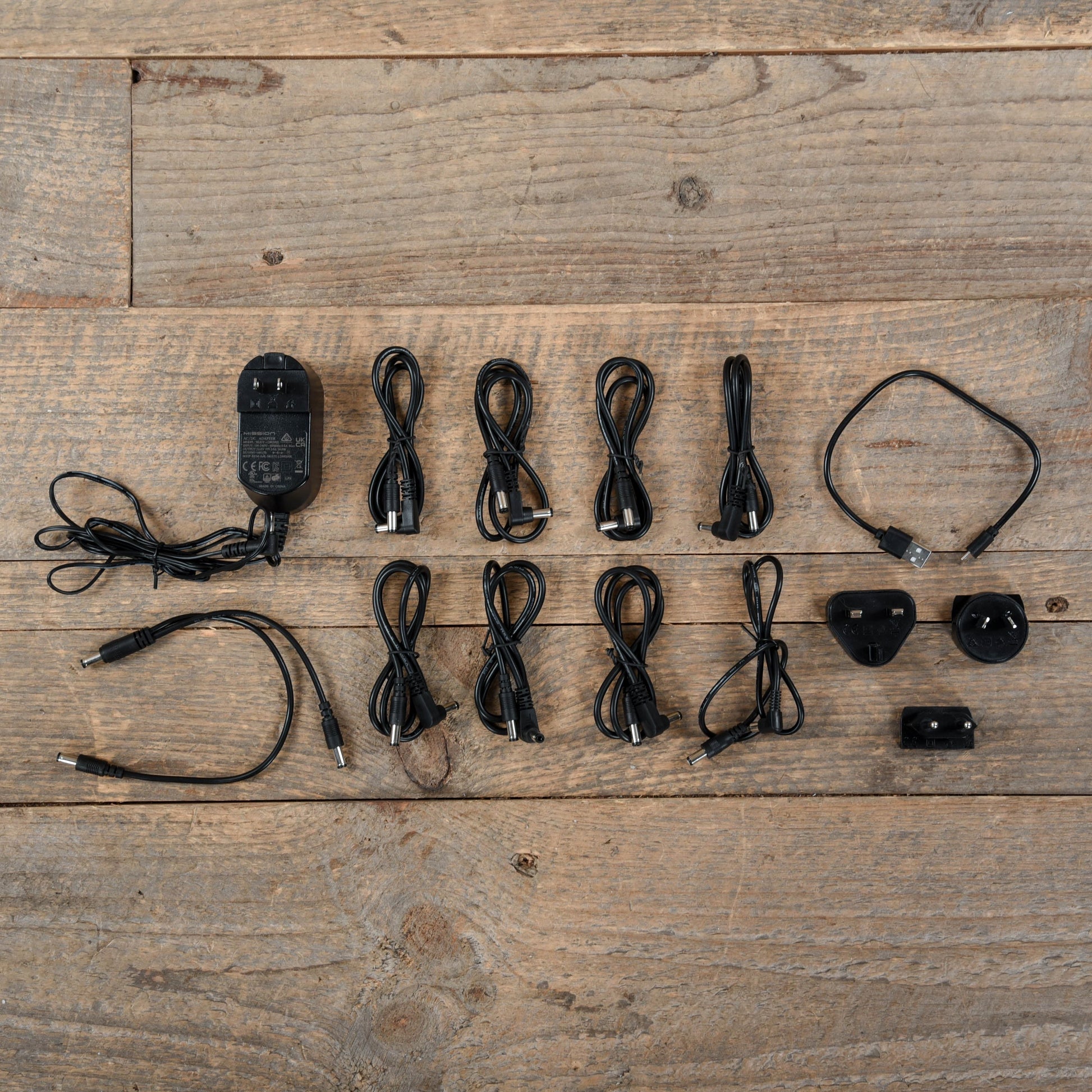 Mission Engineering 529i High Power Supply w/Internal Battery & USB Connectivity Effects and Pedals / Pedalboards and Power Supplies