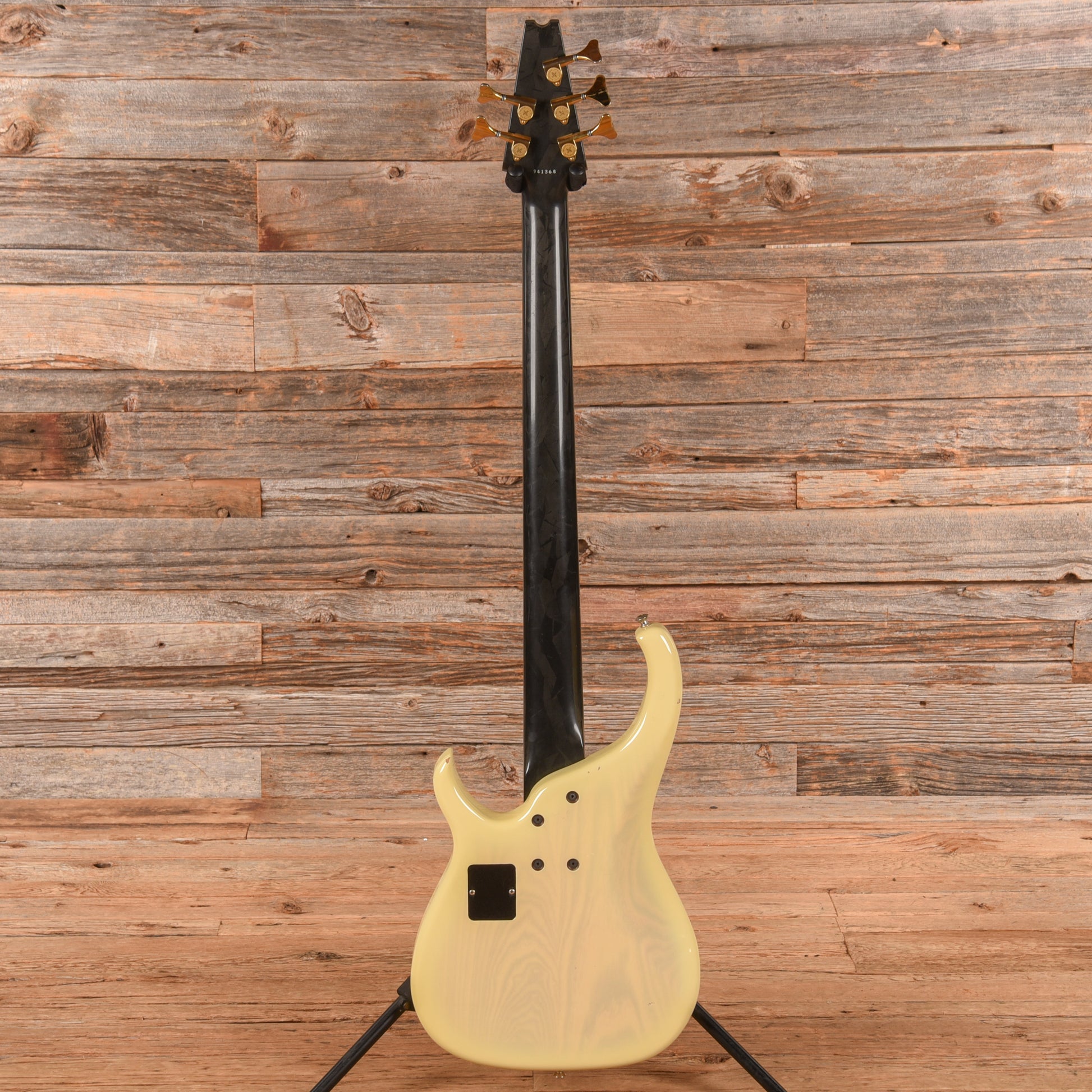 Modulus M92 White Bass Guitars