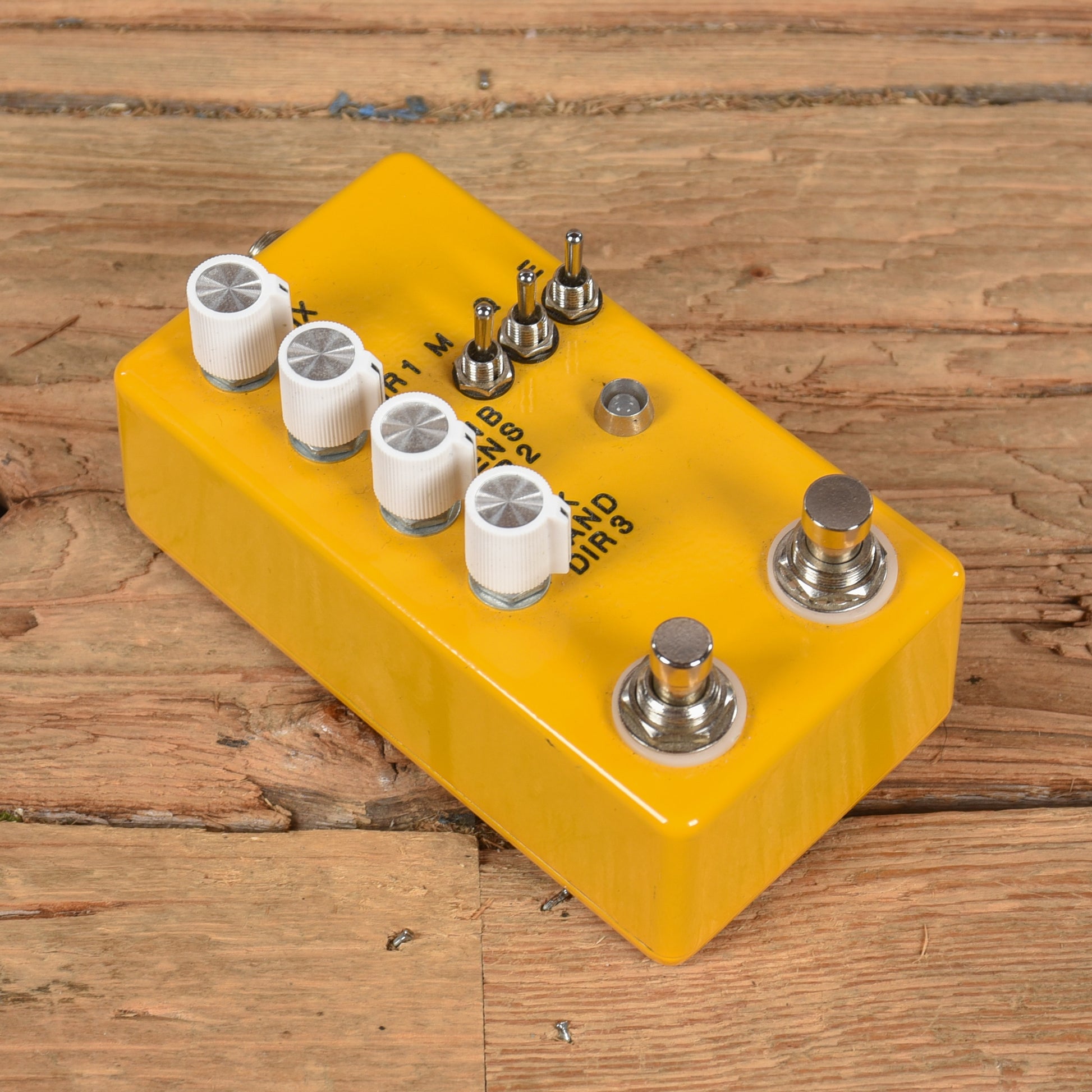 Montreal Assembly Count to Five Effects and Pedals / Delay