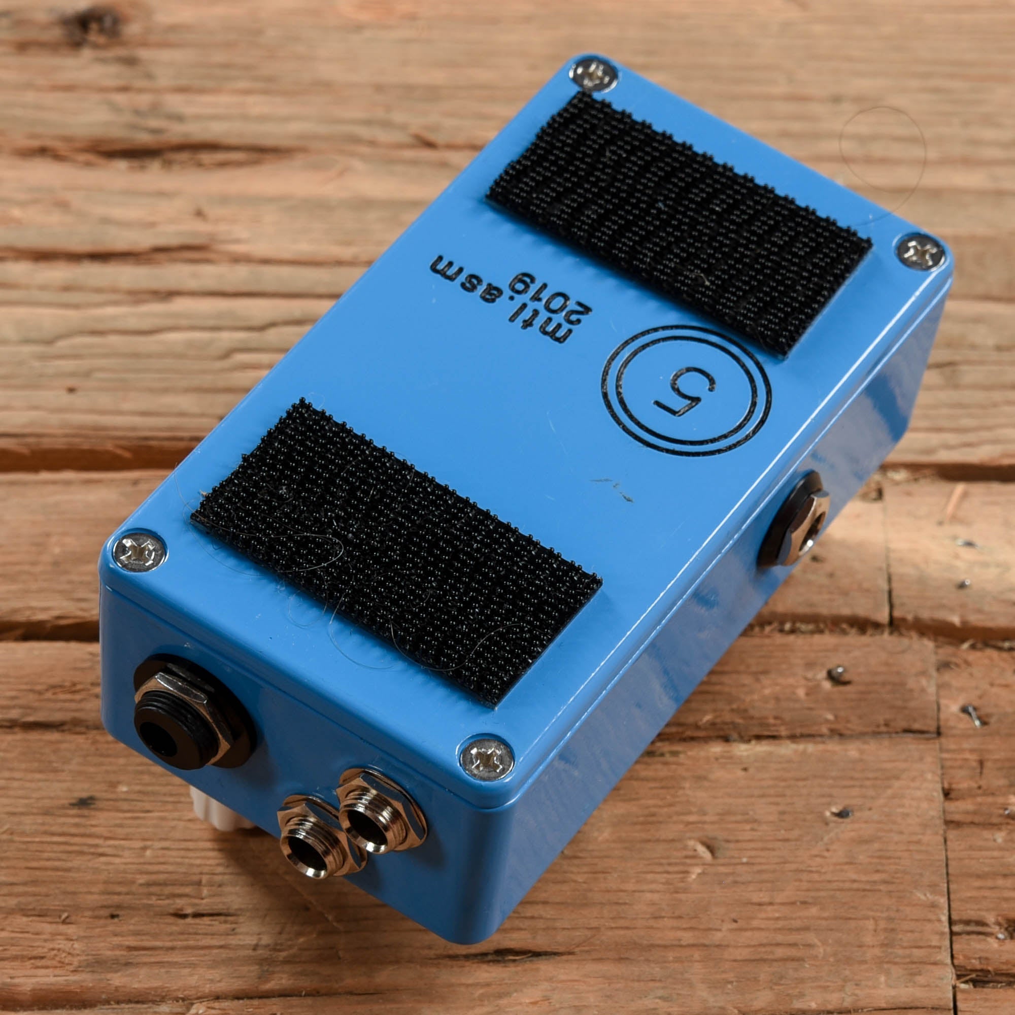 Montreal Assembly Count to 5 Effects and Pedals / Loop Pedals and Samplers
