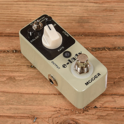 Mooer E-Lady Effects and Pedals / Flanger