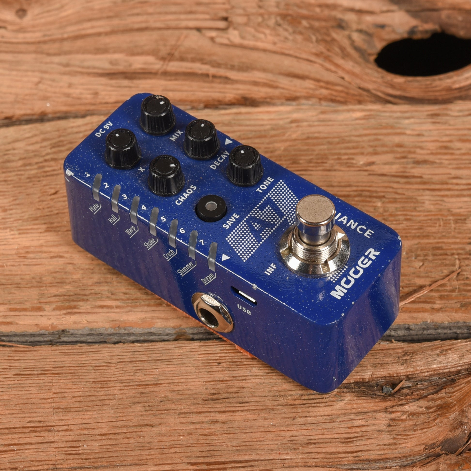 Mooer A7 Ambience Effects and Pedals / Reverb