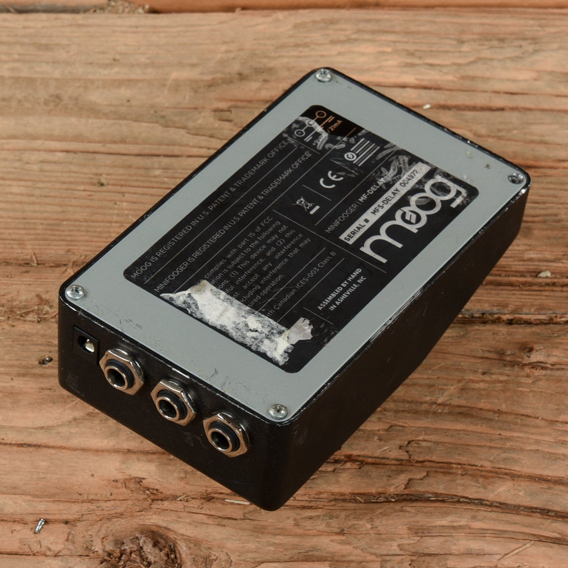 moog mf delay pedal Moog Minifooger MF Delay