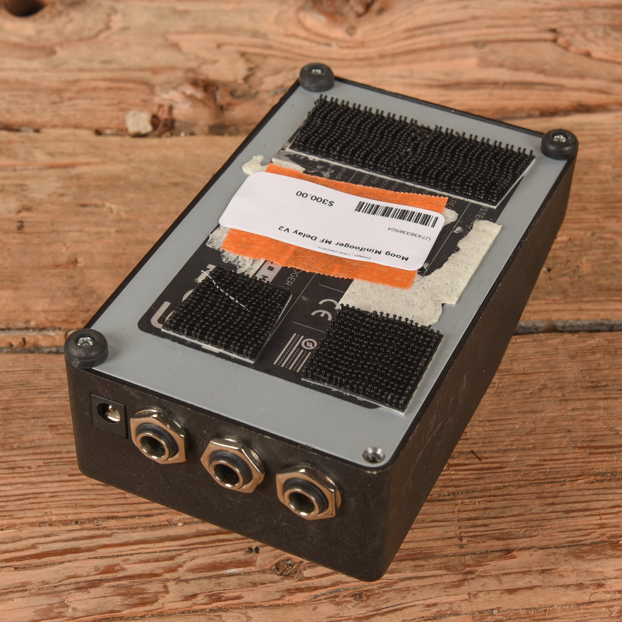 Moog Minifooger MF Delay V2 Effects and Pedals / Delay
