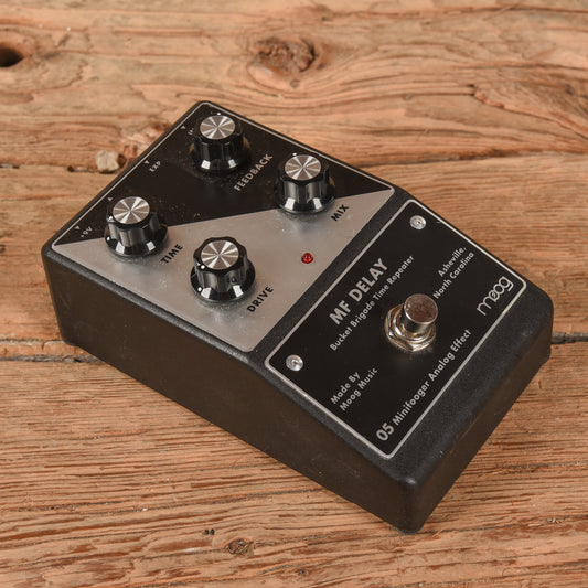 Moog Minifooger MF Delay V2 Effects and Pedals / Delay