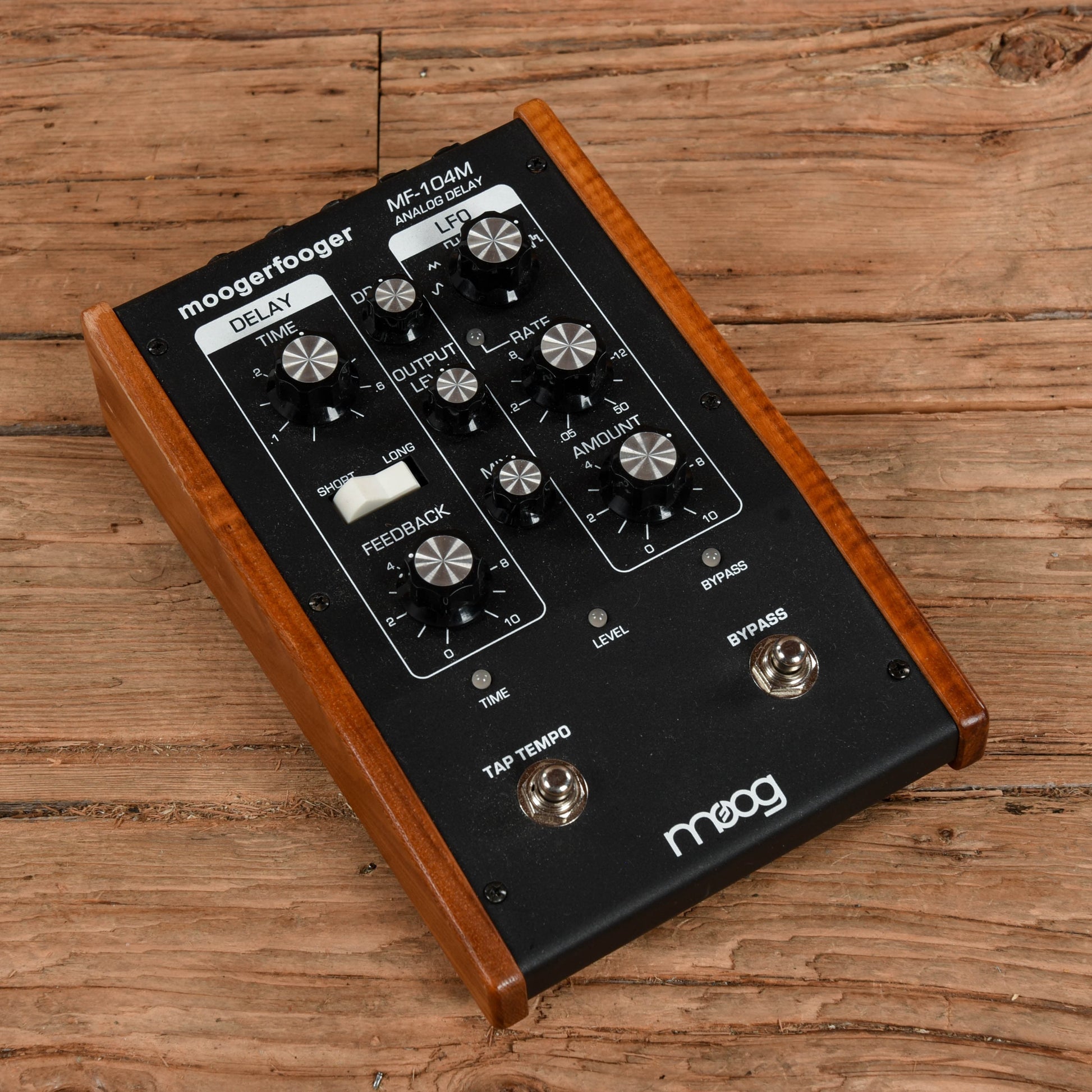 moog pedals Moog Moogerfooger MF-104M Analog Delay