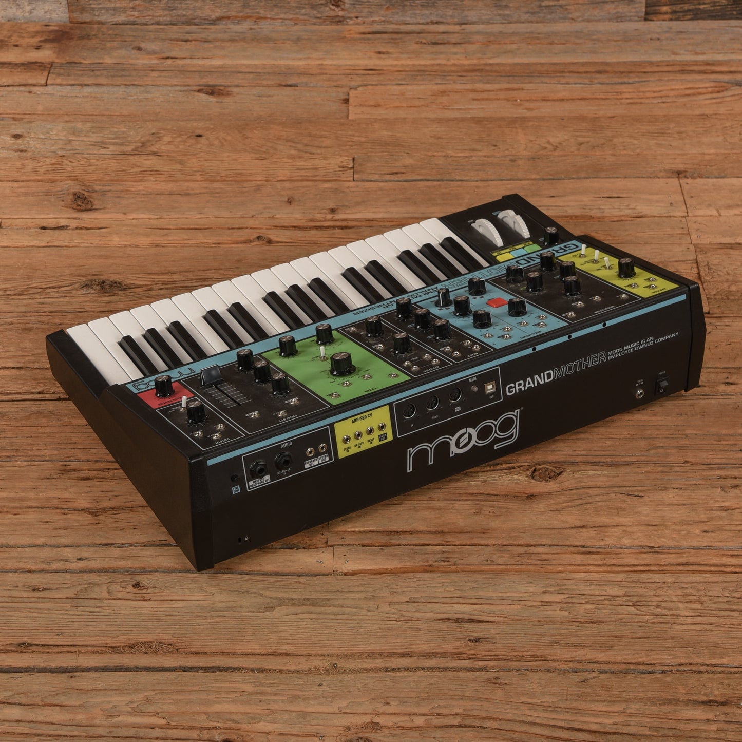 Moog Grandmother 32-Key Semi-Modular Analog Synth Keyboards and Synths / Synths / Analog Synths