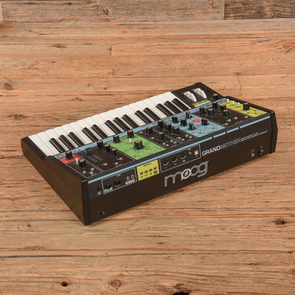 Moog Grandmother Keyboards and Synths / Synths / Analog Synths