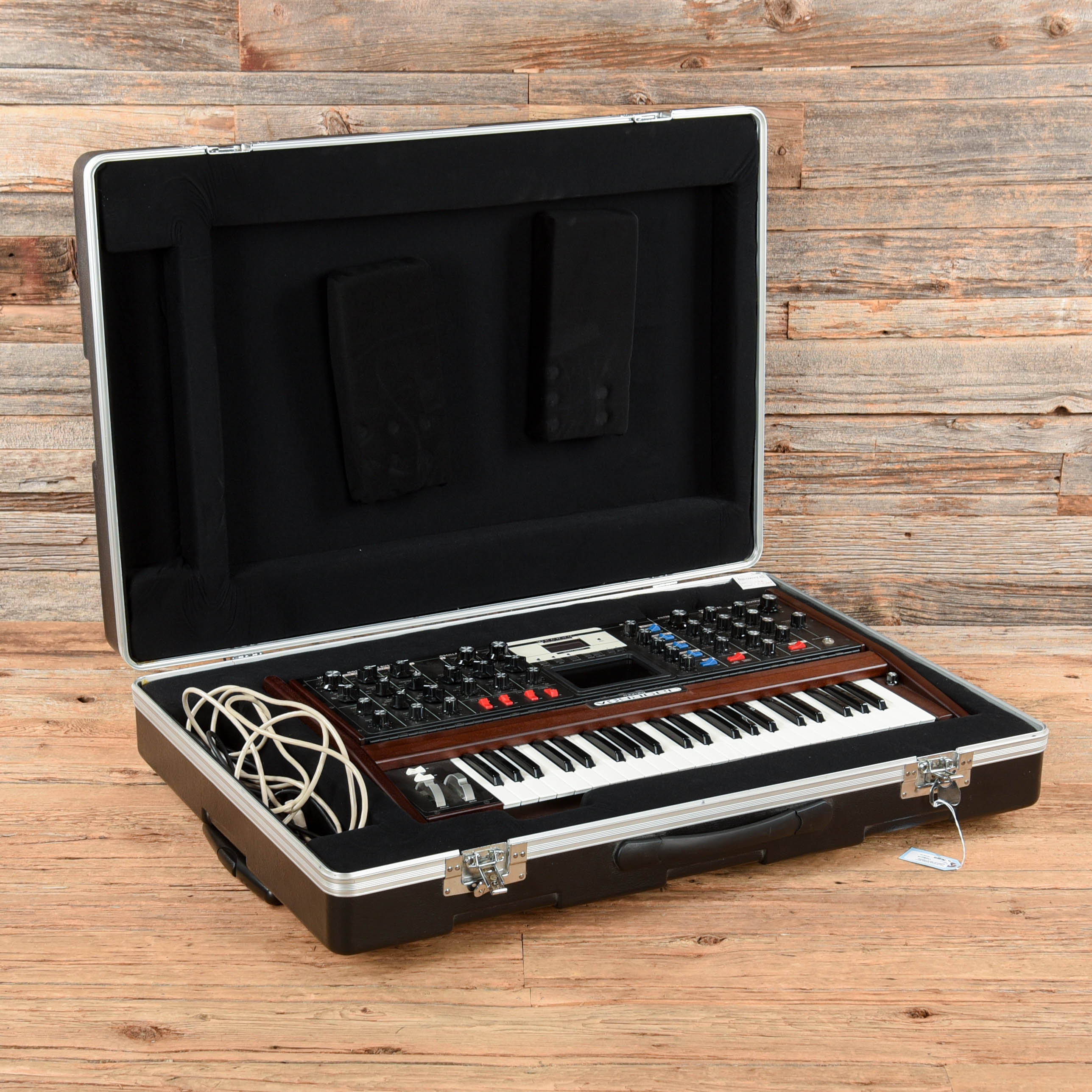 Moog Minimoog Voyager Select Series 44-Key Monophonic Synthesizer Keyboards and Synths / Synths / Analog Synths