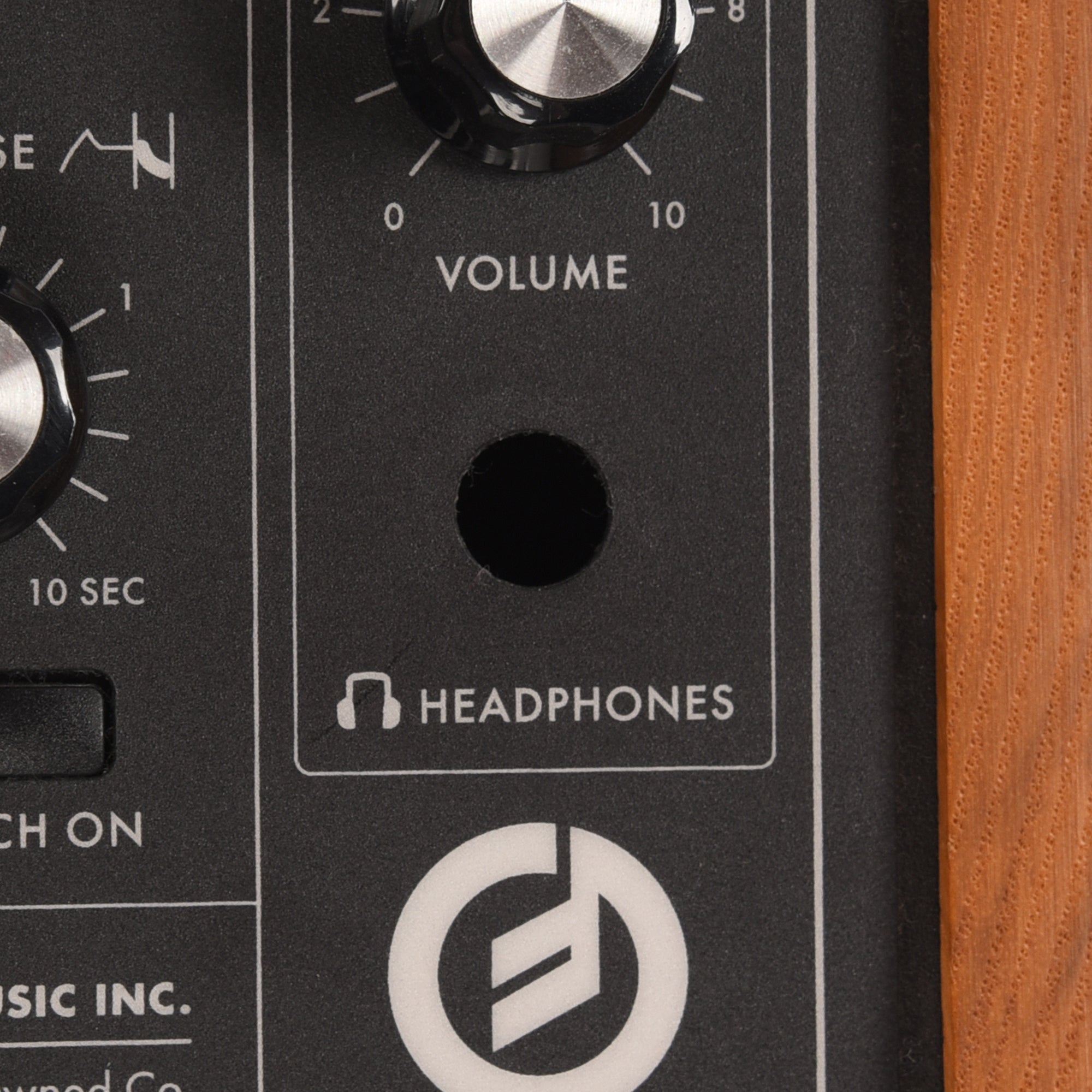 Moog SUBsequent 37 Synthesizer Keyboards and Synths / Synths / Analog Synths